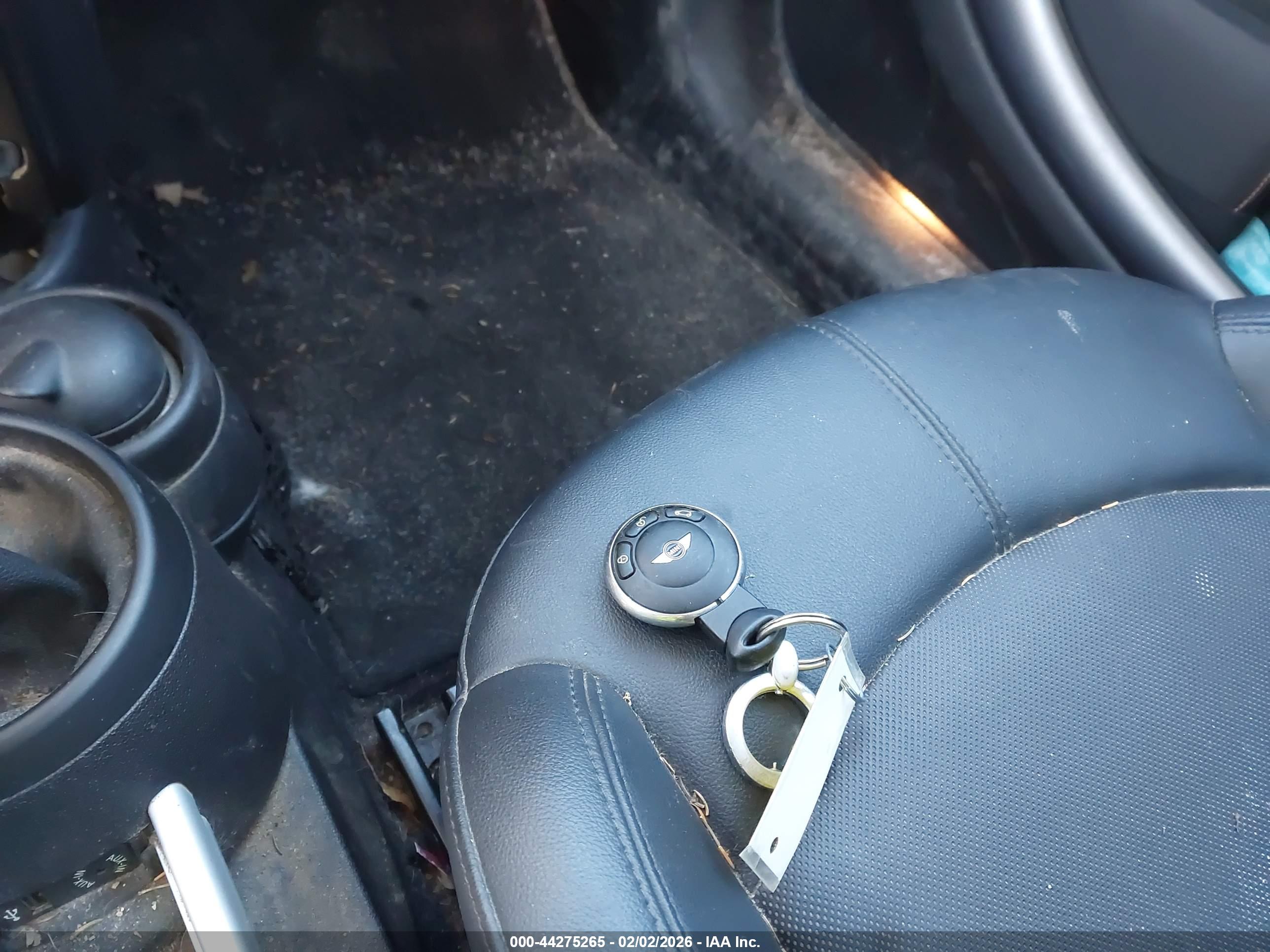 MINI COUNTRYMAN image 11