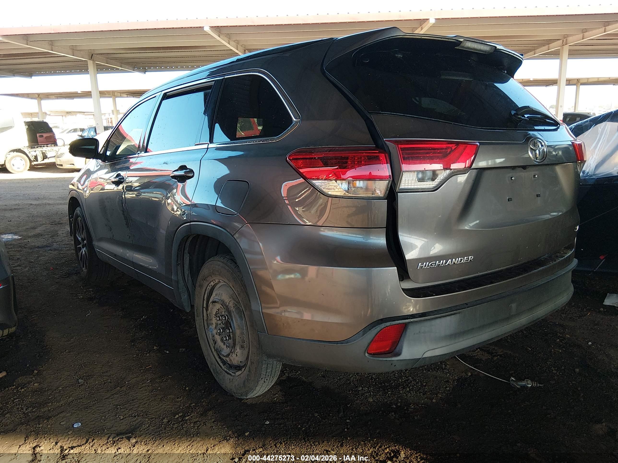 TOYOTA HIGHLANDER image 3