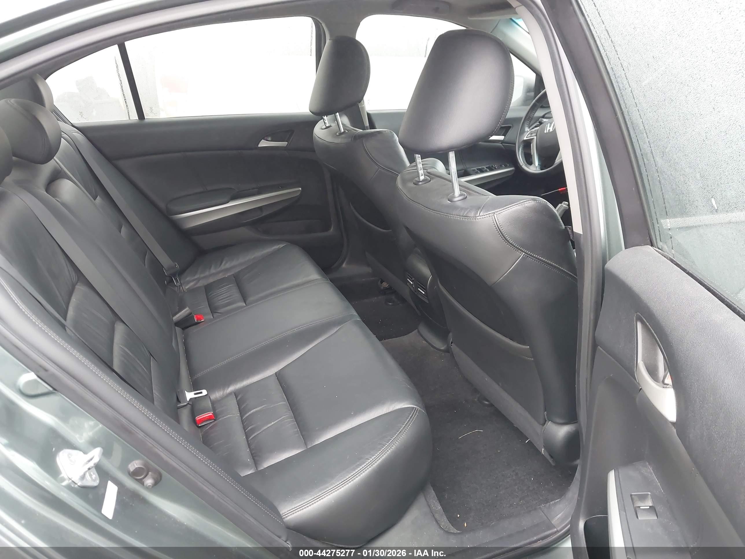 HONDA ACCORD image 8