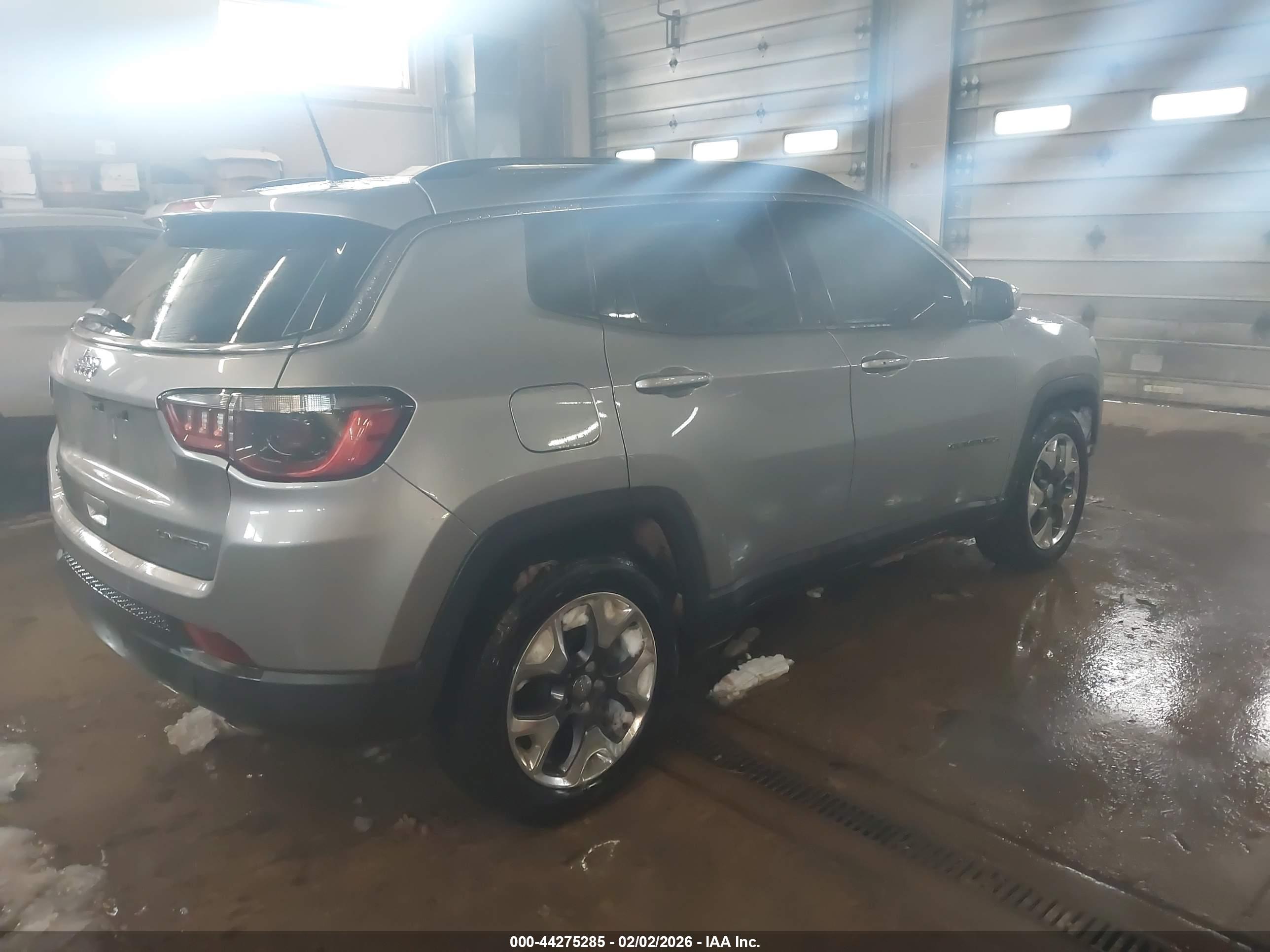 JEEP COMPASS image 4