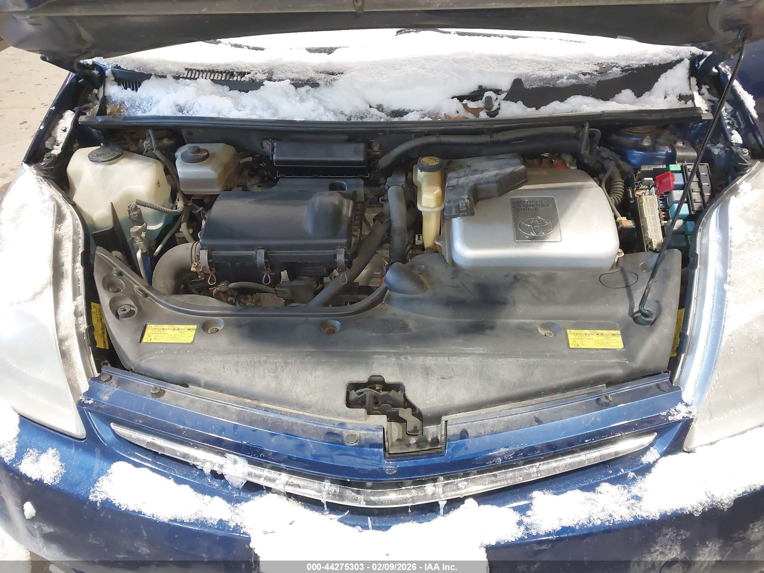 TOYOTA PRIUS image 10