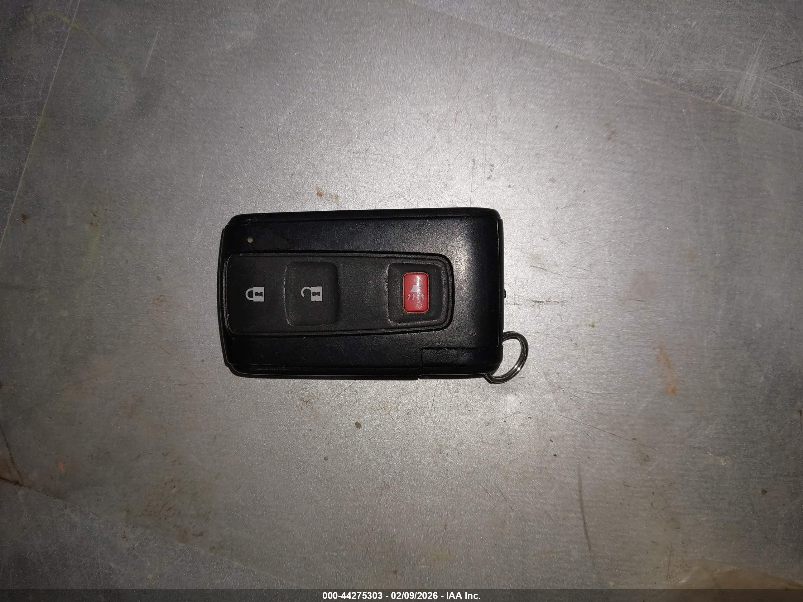 TOYOTA PRIUS image 11