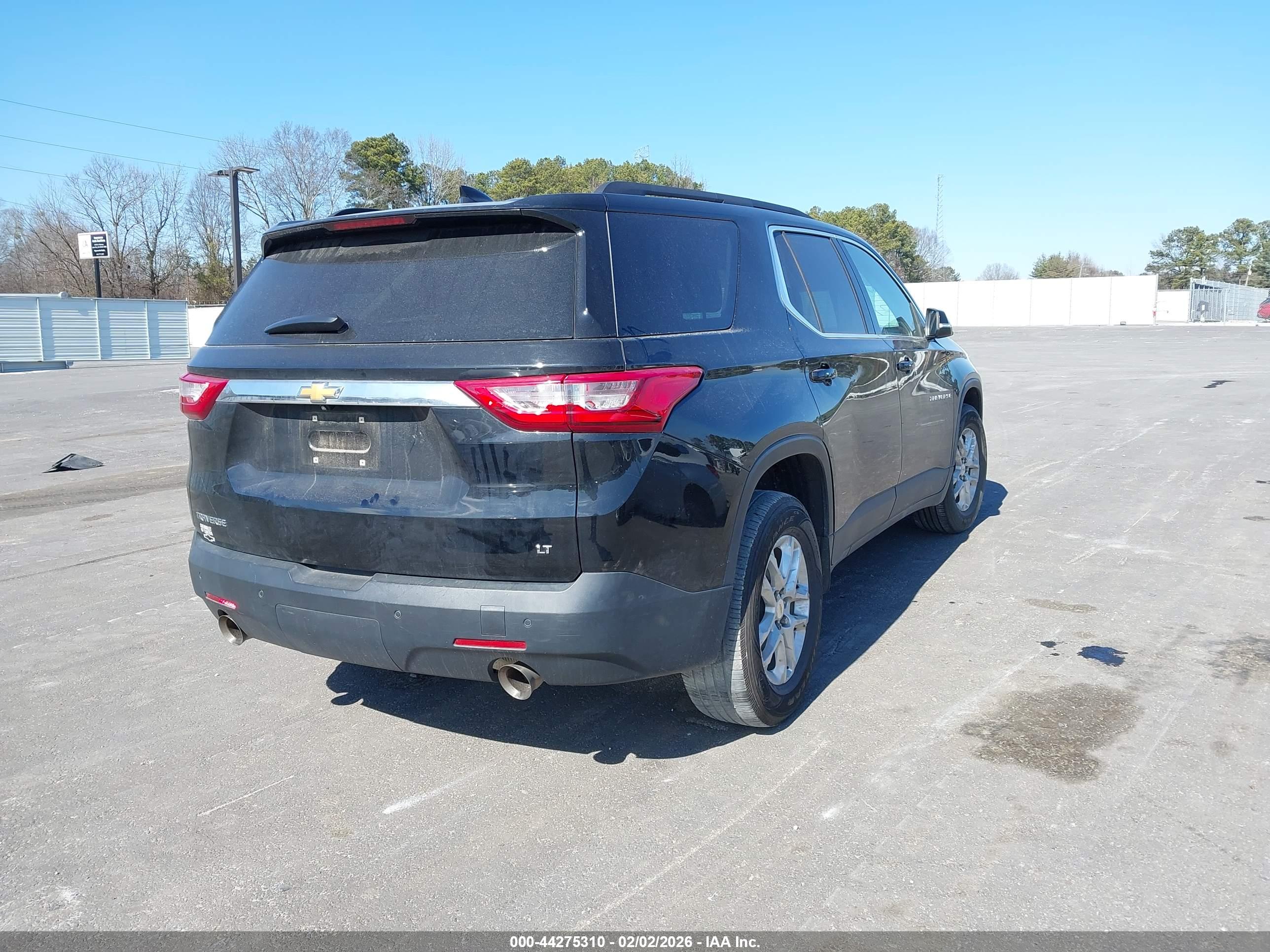 CHEVROLET TRAVERSE image 4