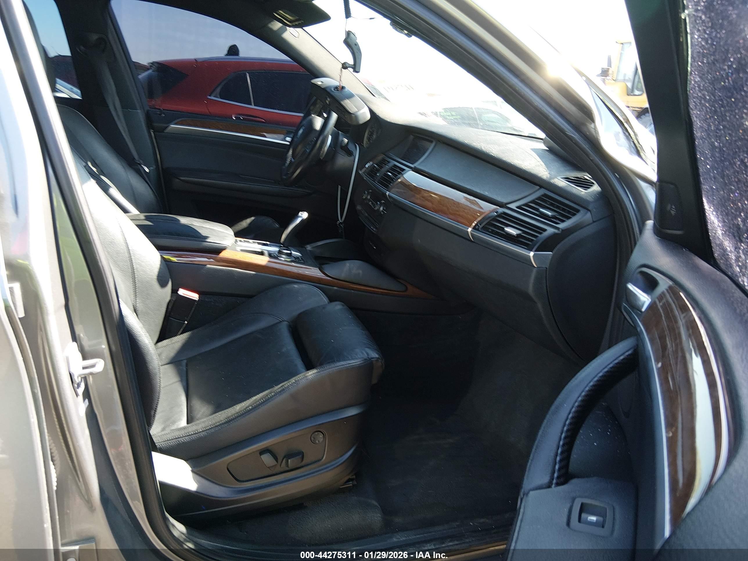 BMW X6 image 5