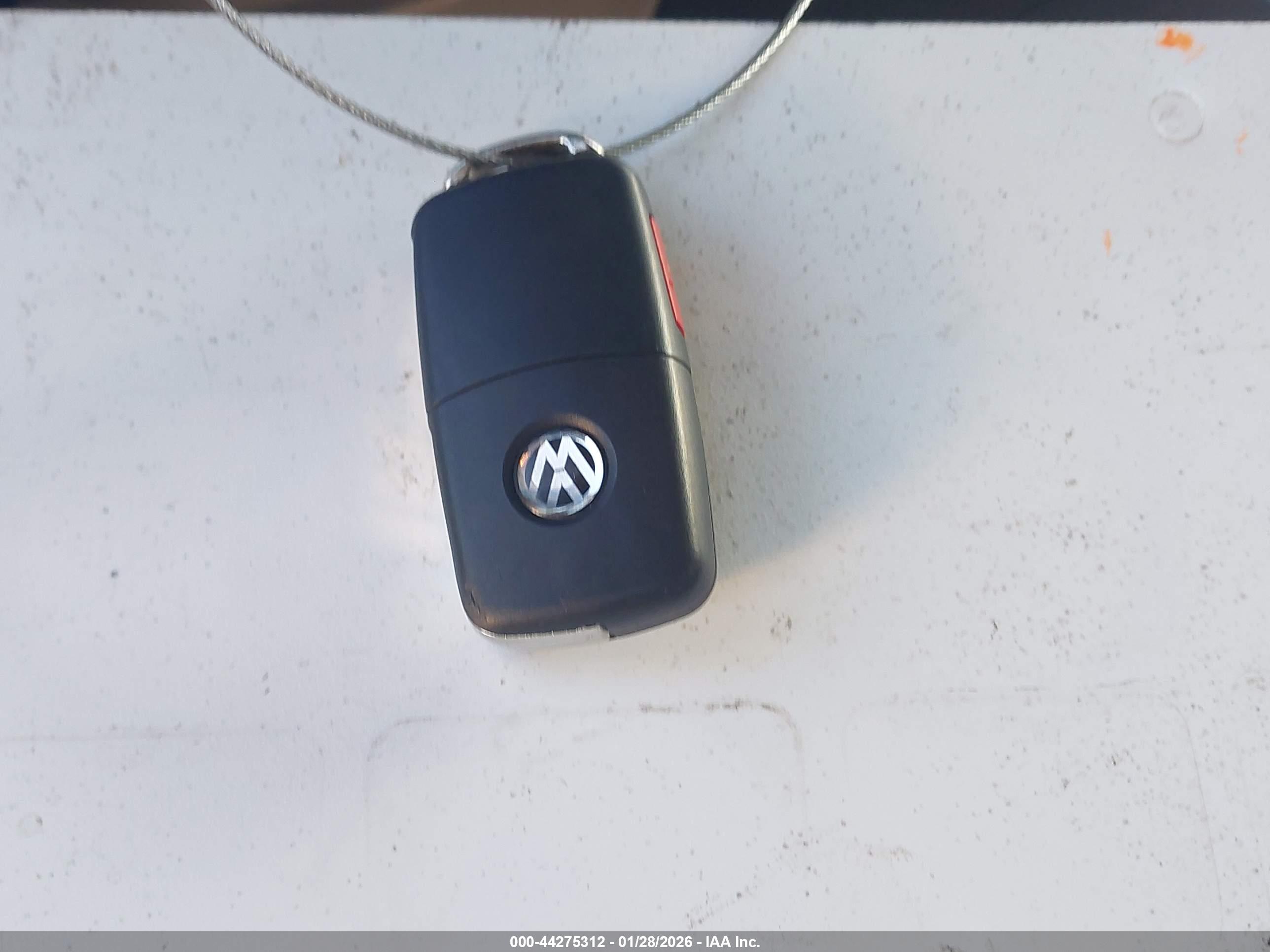 VOLKSWAGEN JETTA image 11