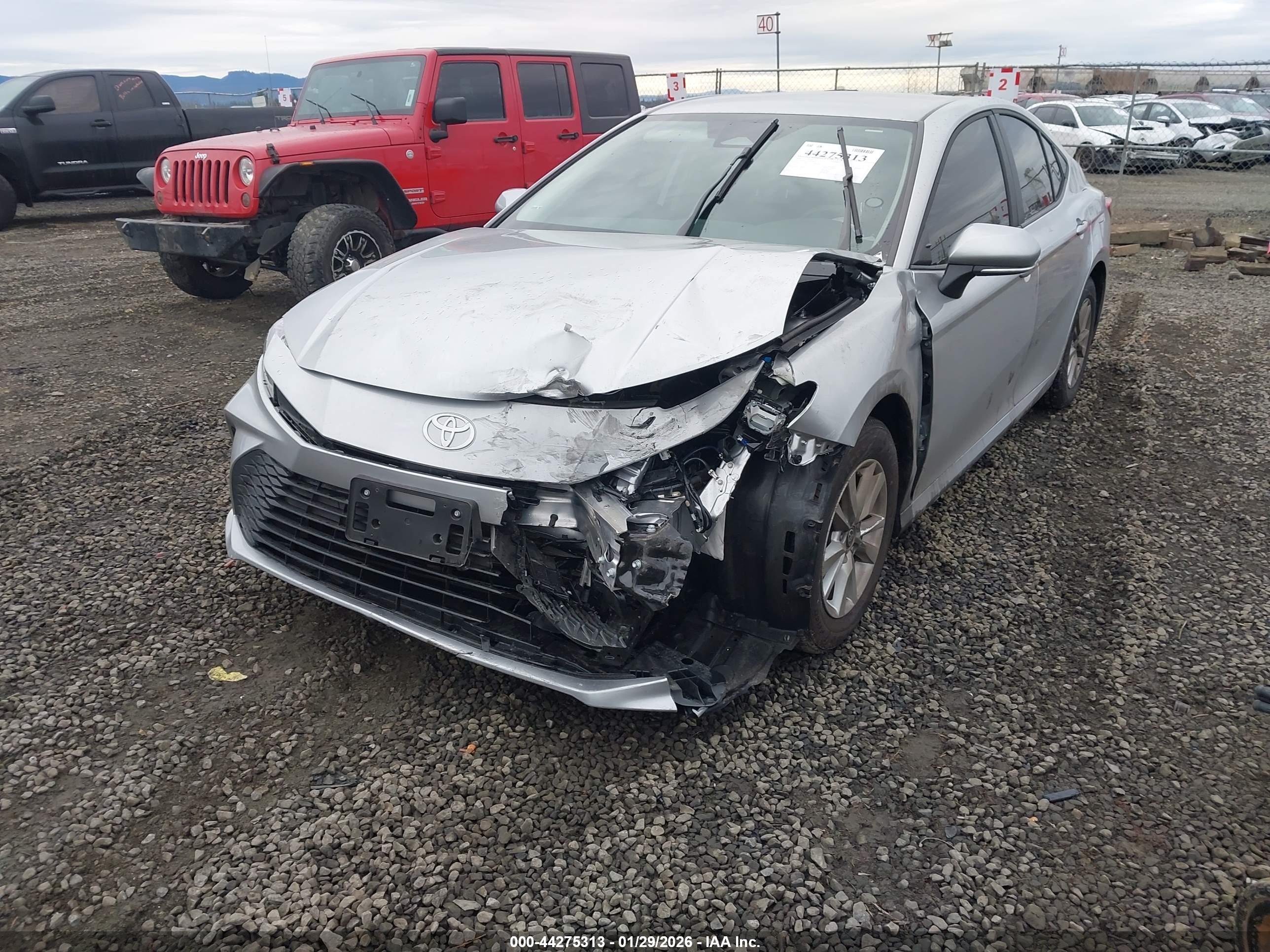 TOYOTA CAMRY image 6