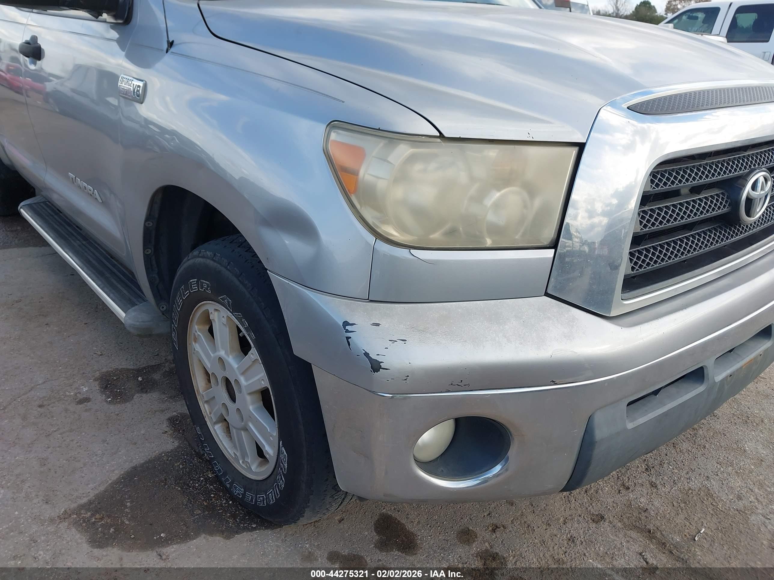 TOYOTA TUNDRA image 6