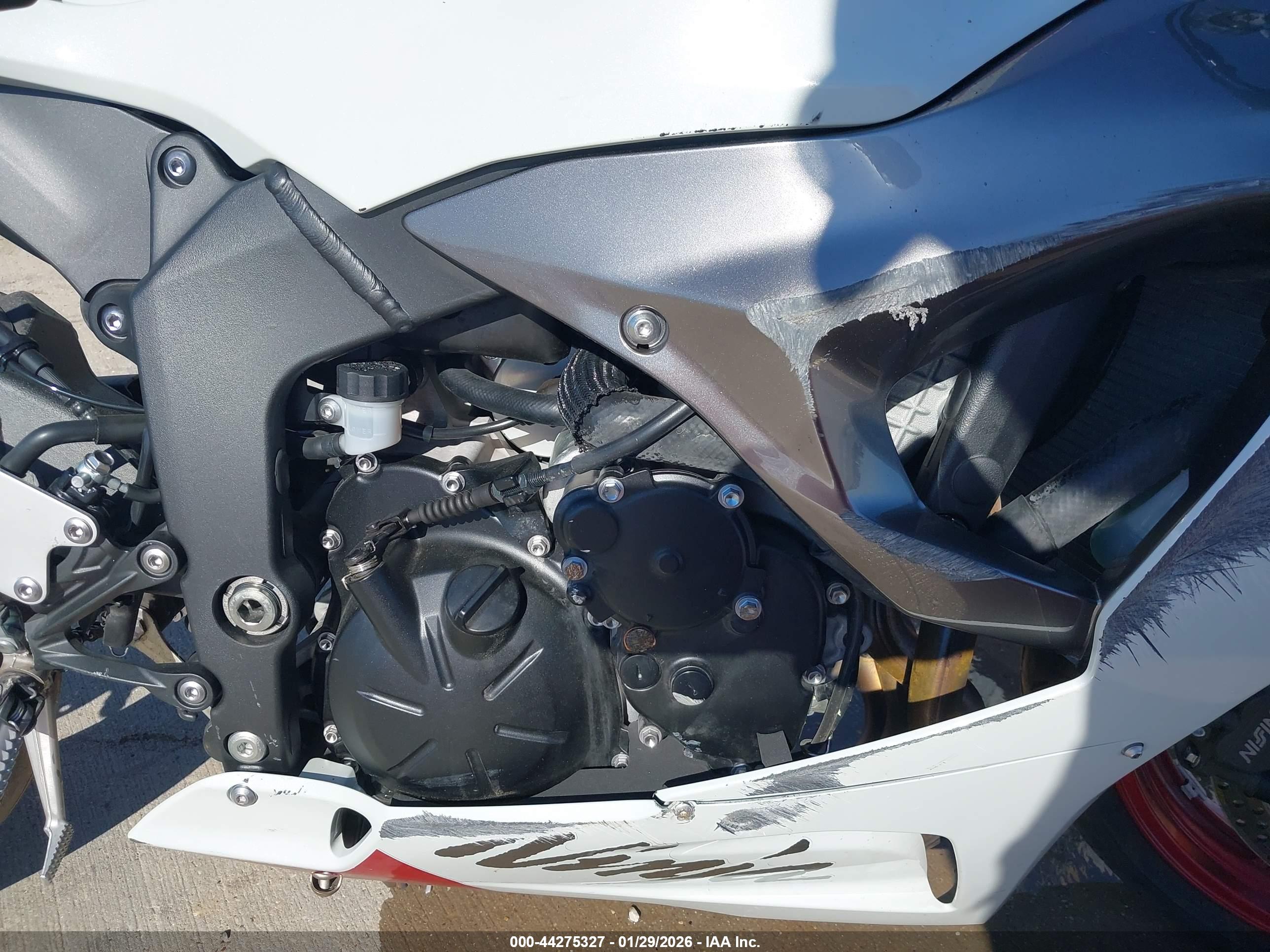 KAWASAKI ZX636 image 8