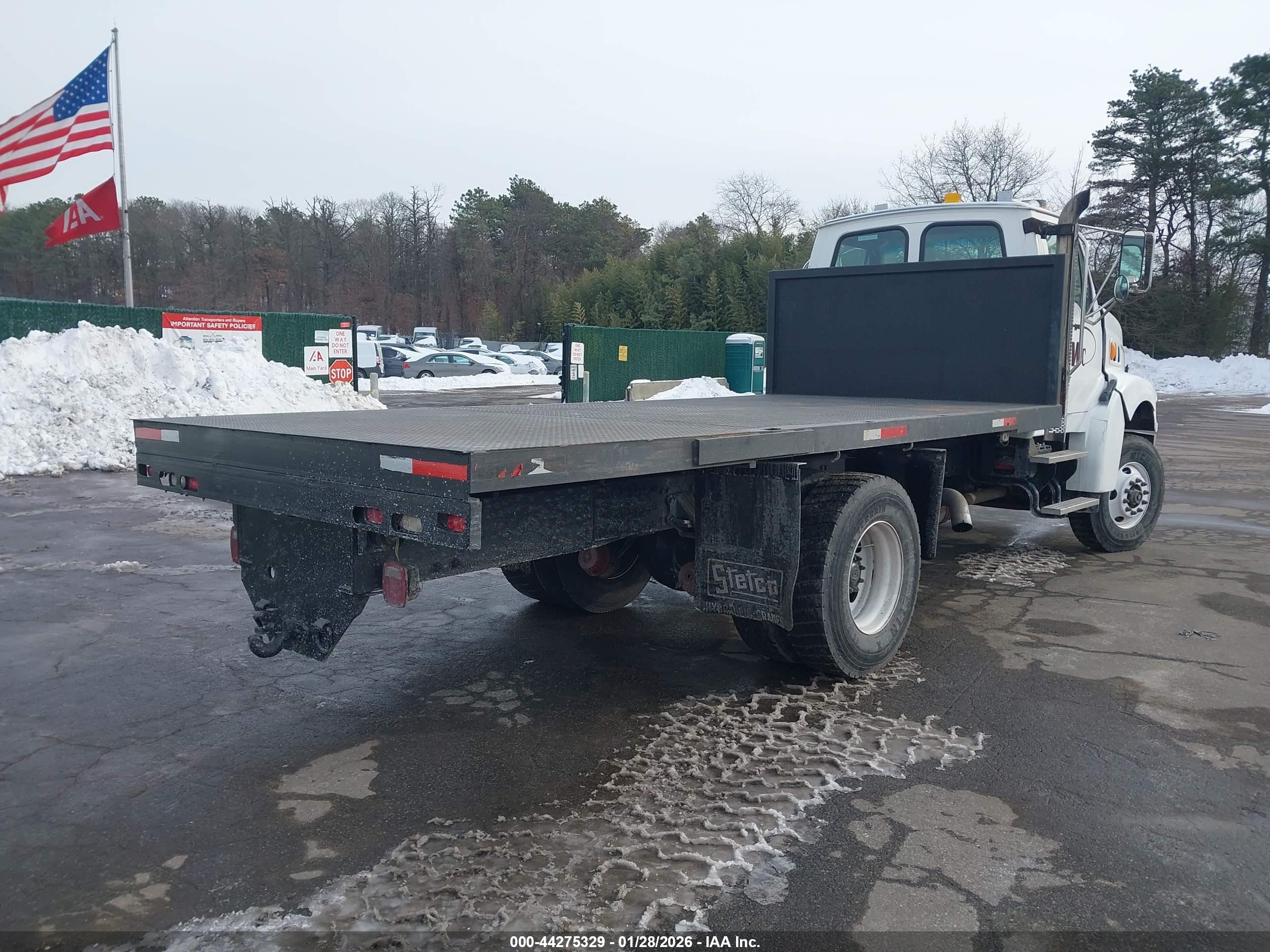 STERLING TRUCK image 4