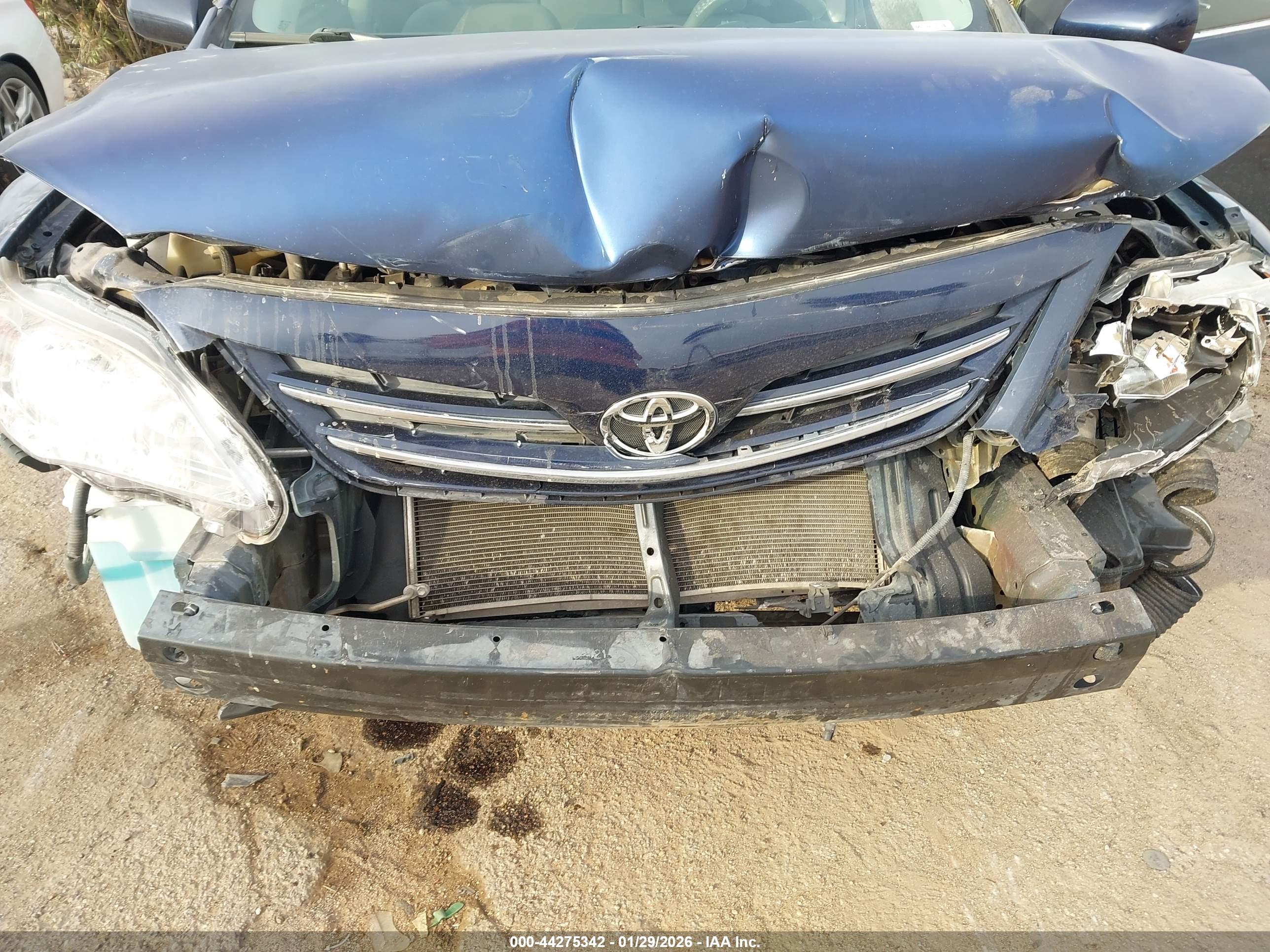 TOYOTA COROLLA image 6
