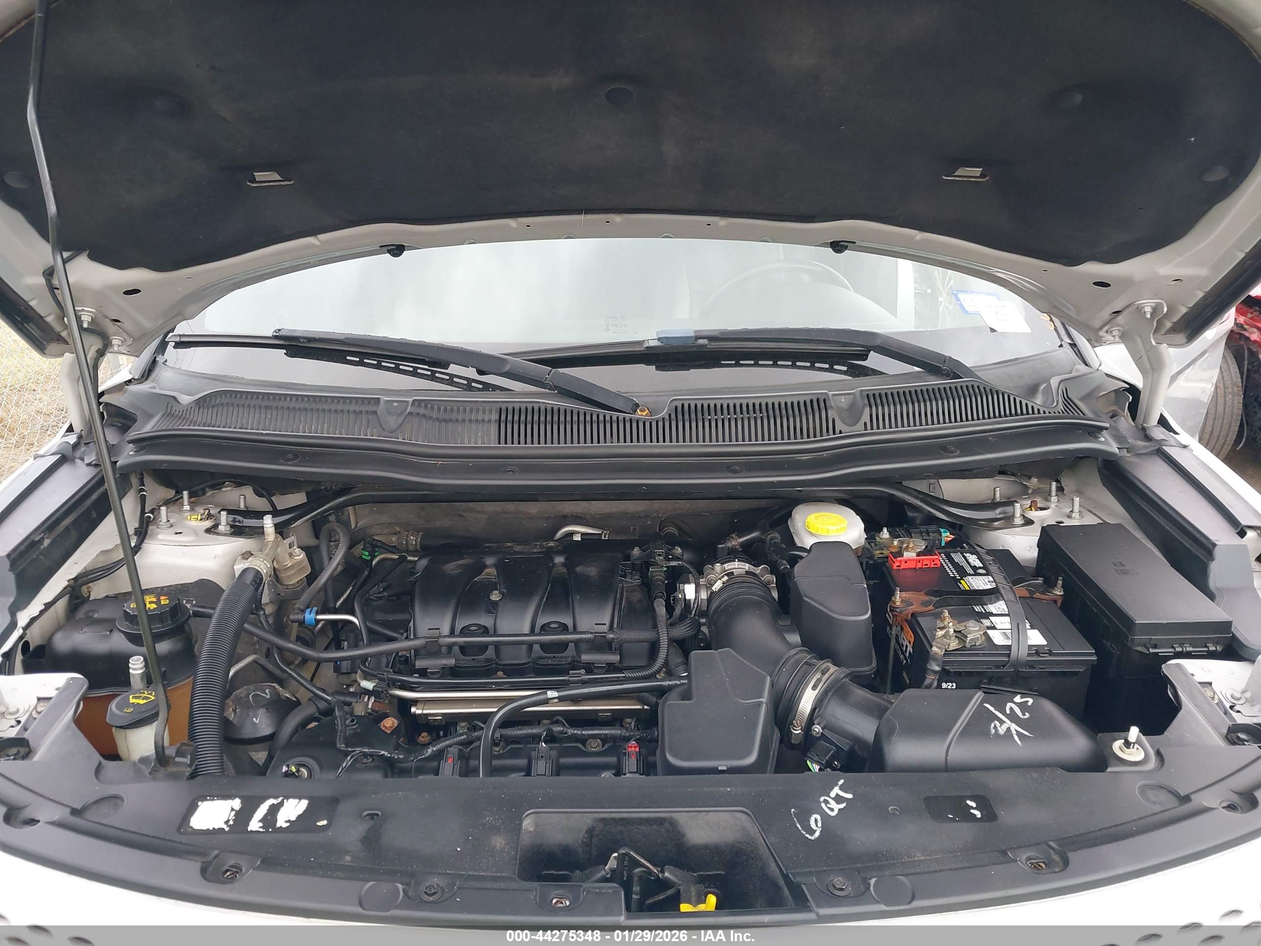 FORD EXPLORER image 10