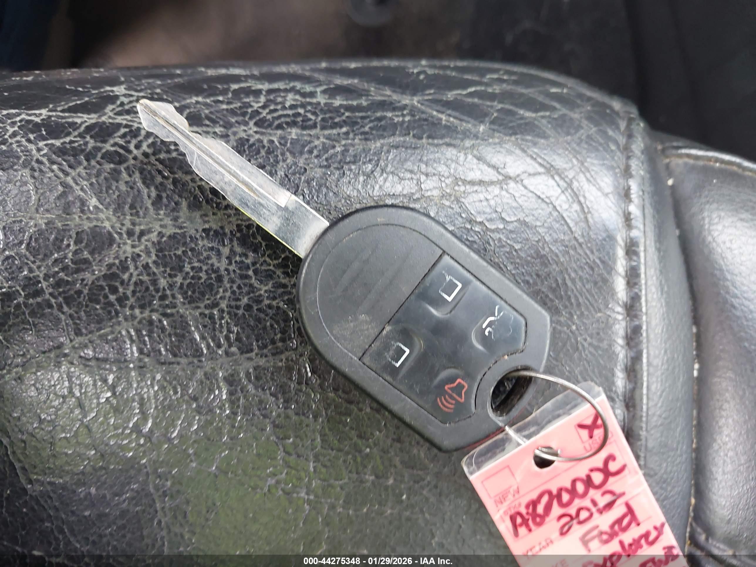 FORD EXPLORER image 11