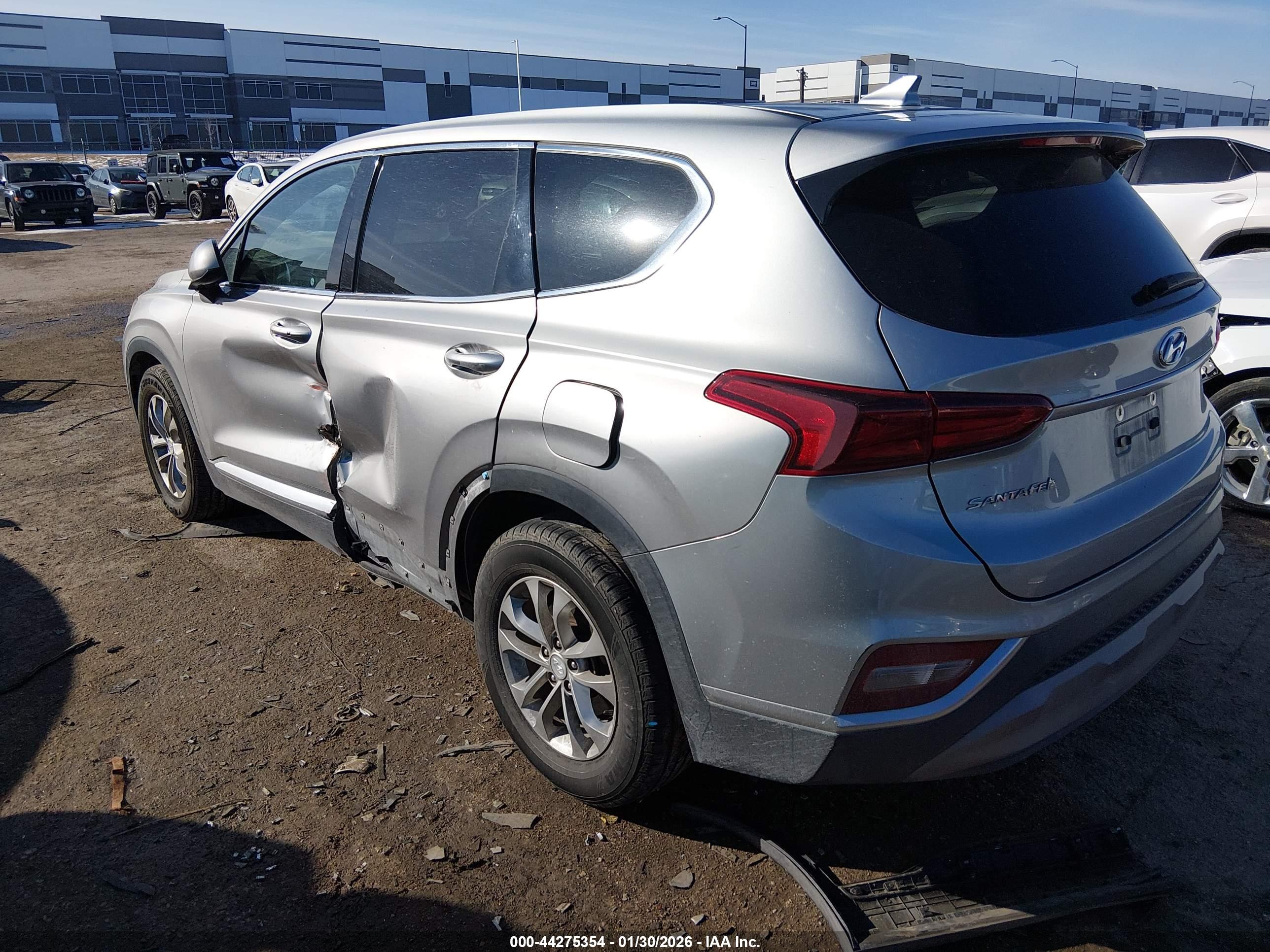 HYUNDAI SANTA image 3