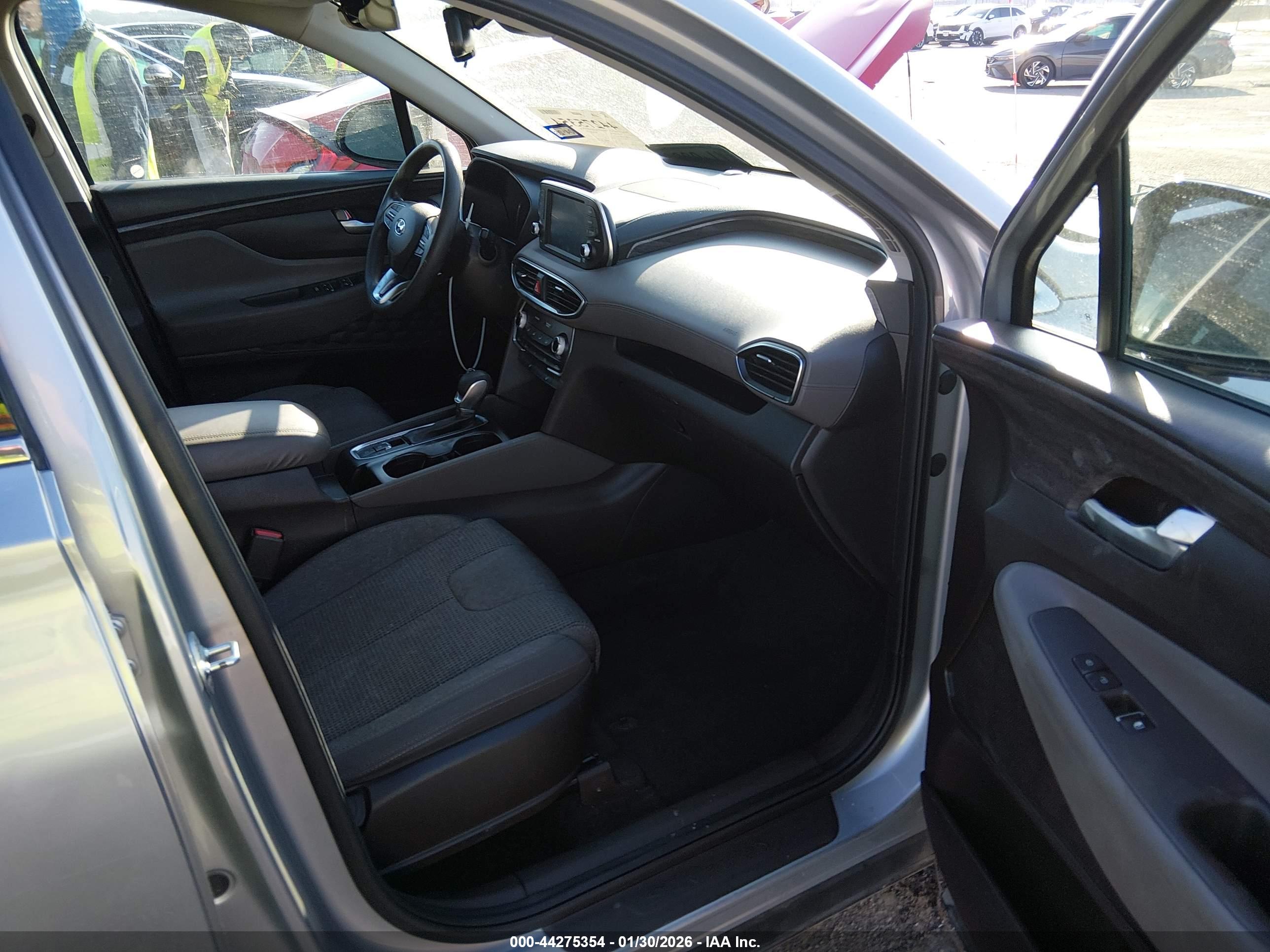 HYUNDAI SANTA image 5