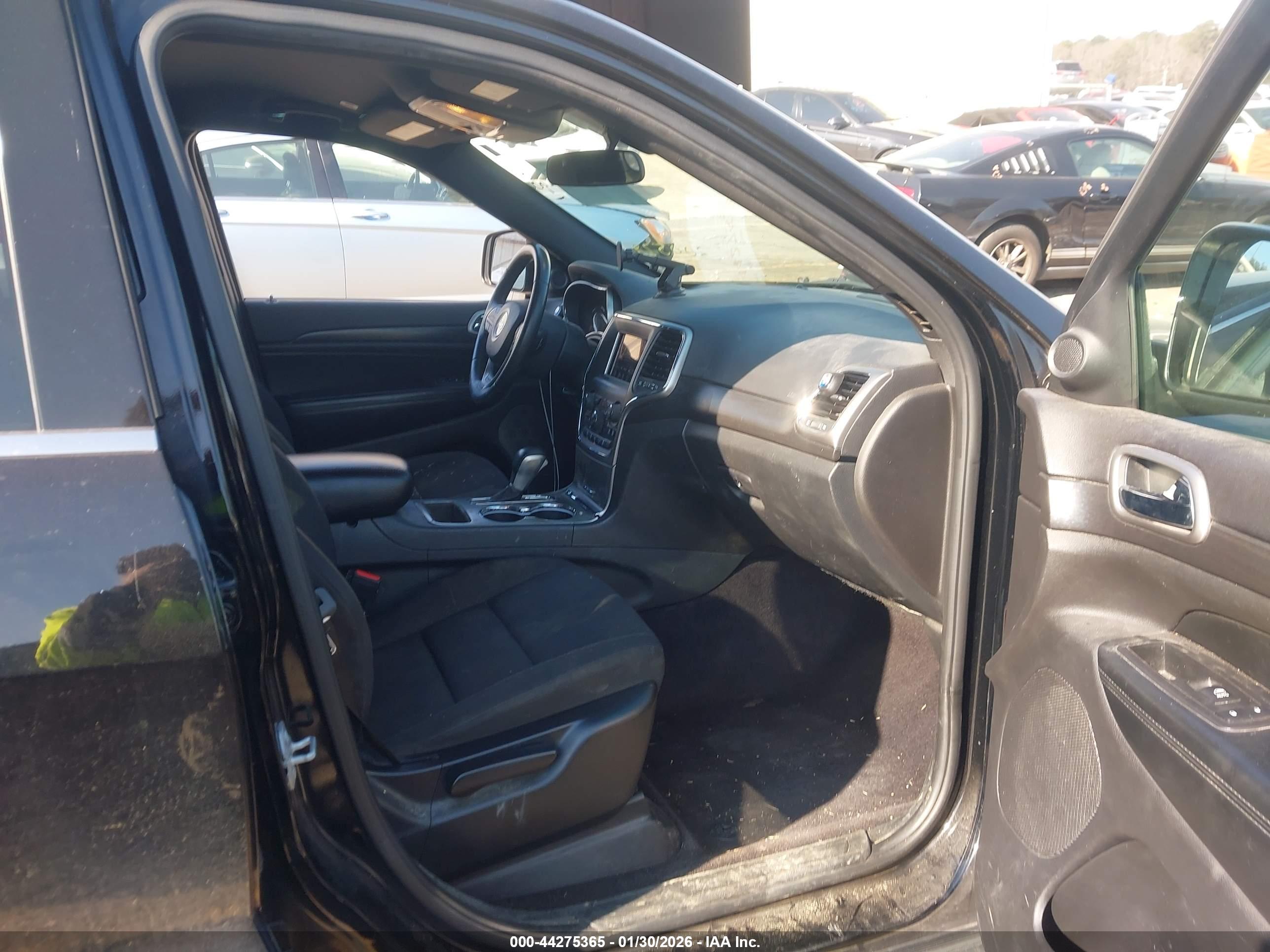 JEEP GRAND image 5