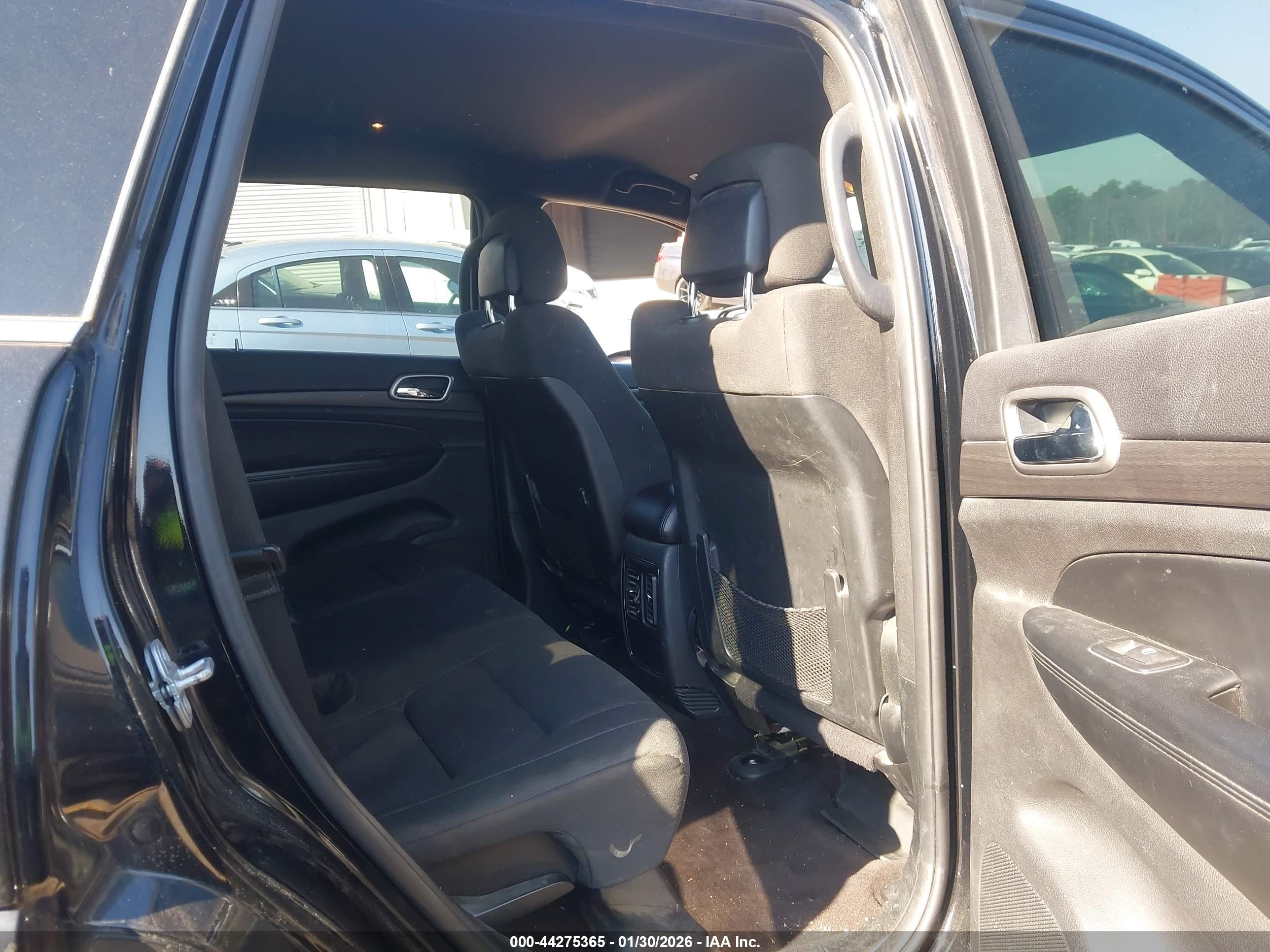 JEEP GRAND image 8