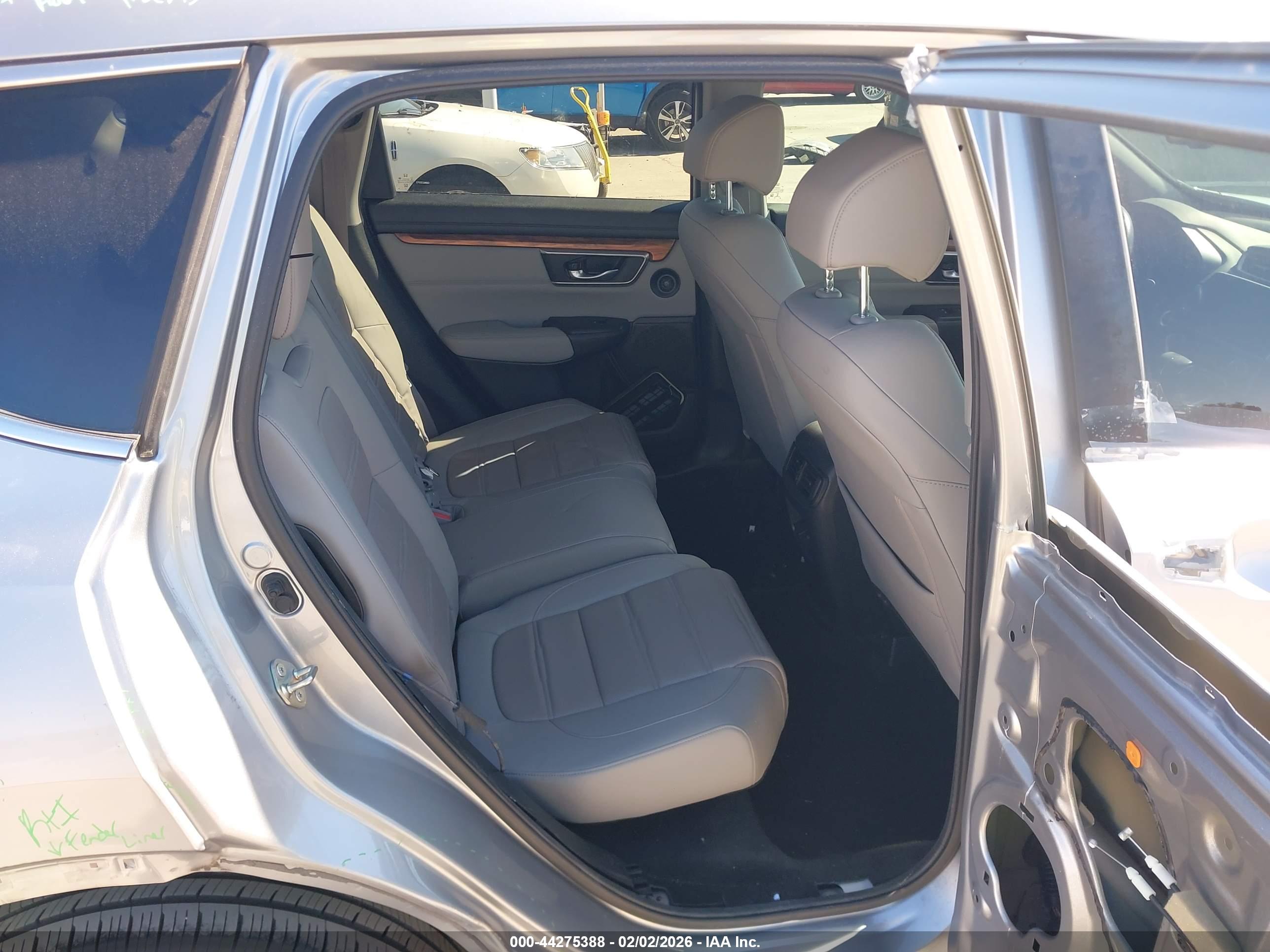 HONDA CR-V image 8