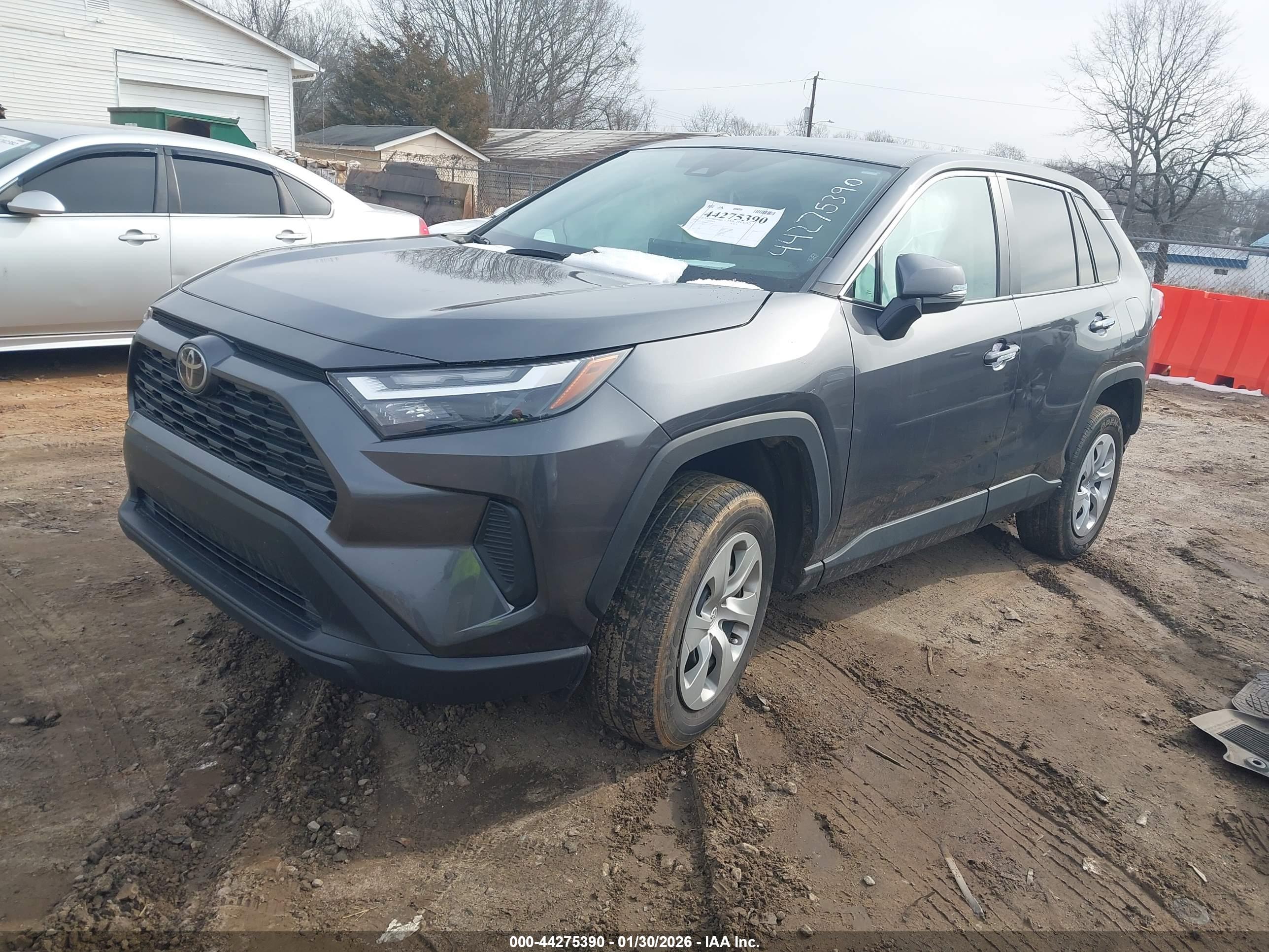TOYOTA RAV4 image 2