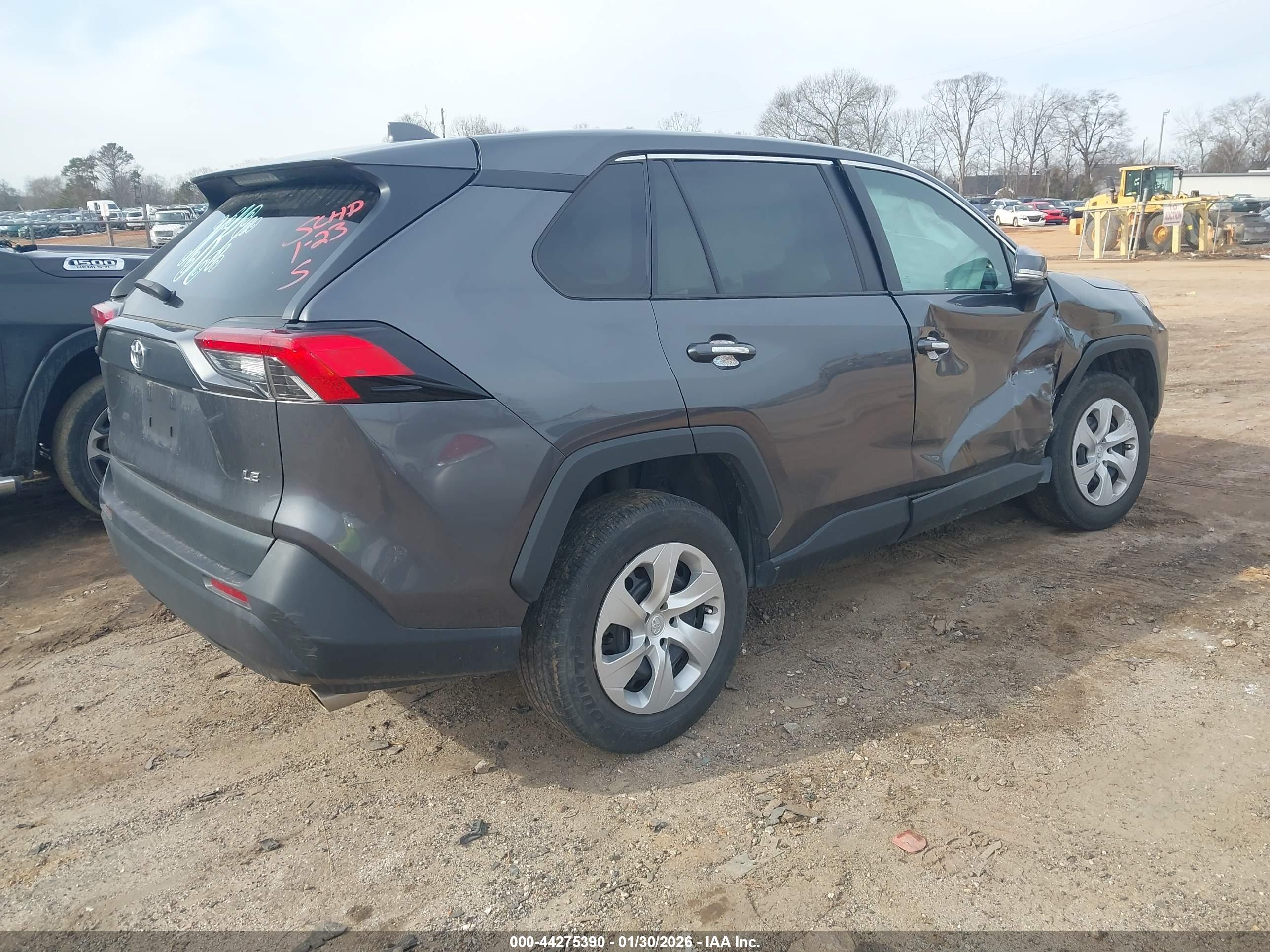 TOYOTA RAV4 image 4