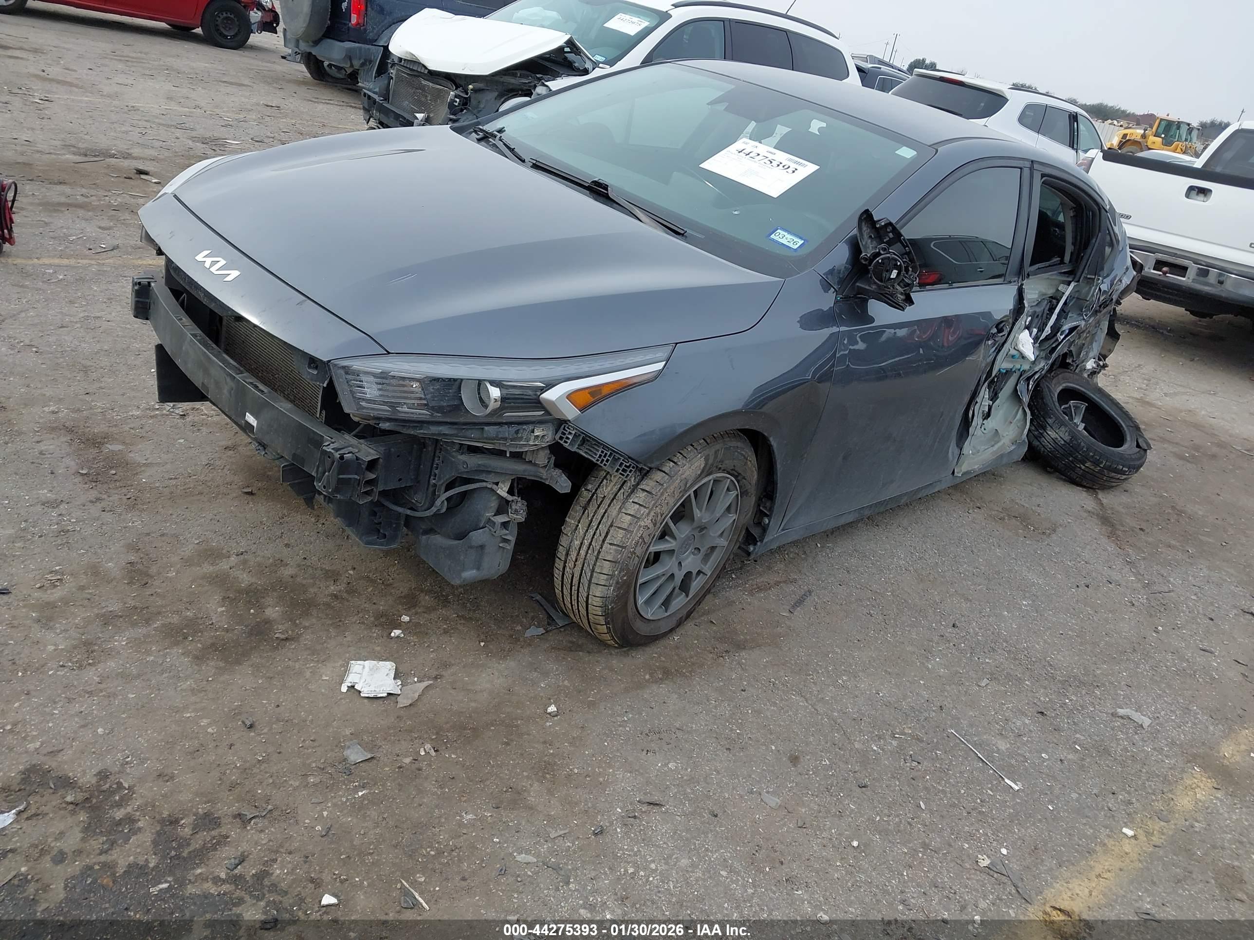 KIA FORTE image 2