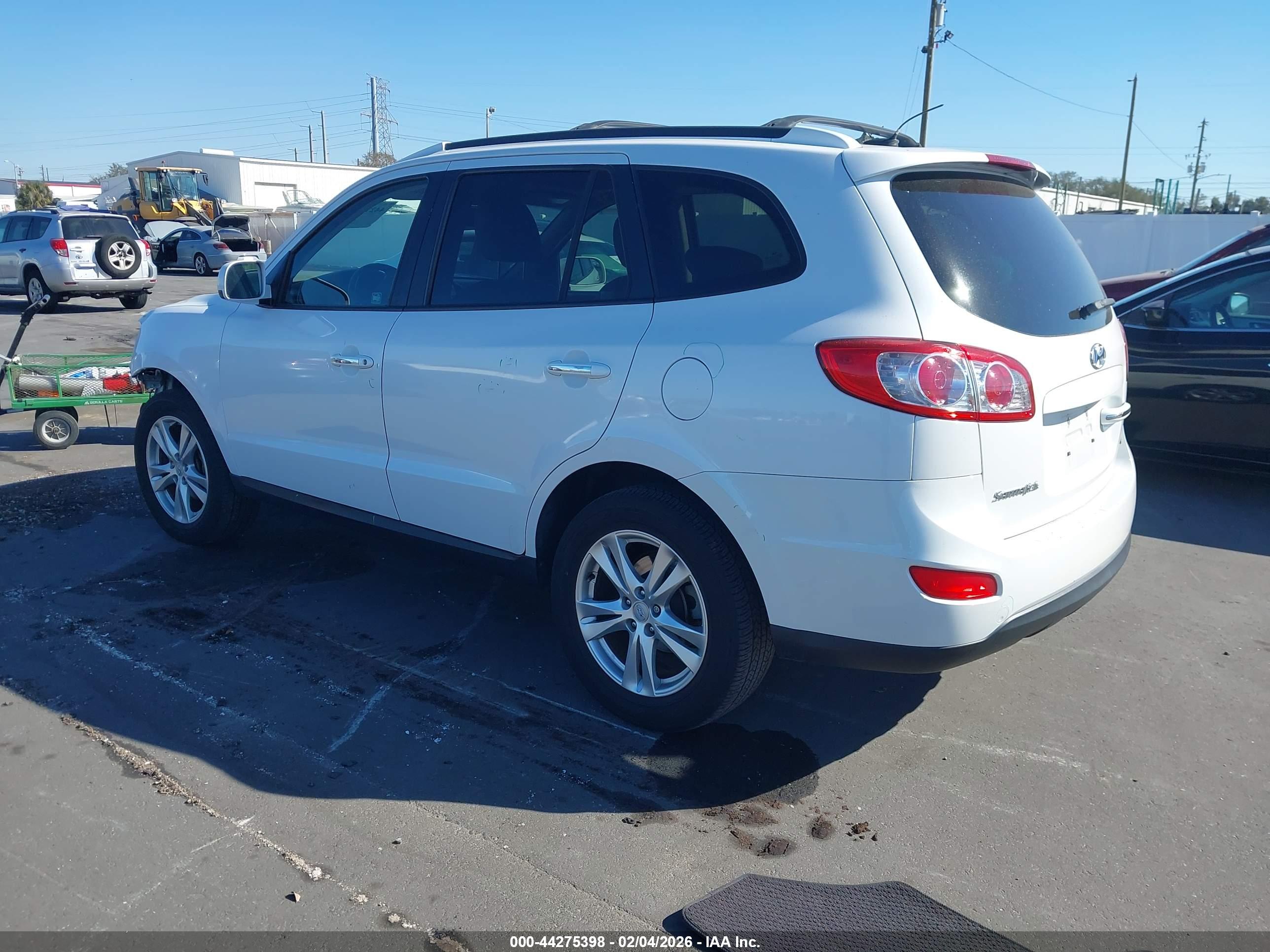 HYUNDAI SANTA image 3