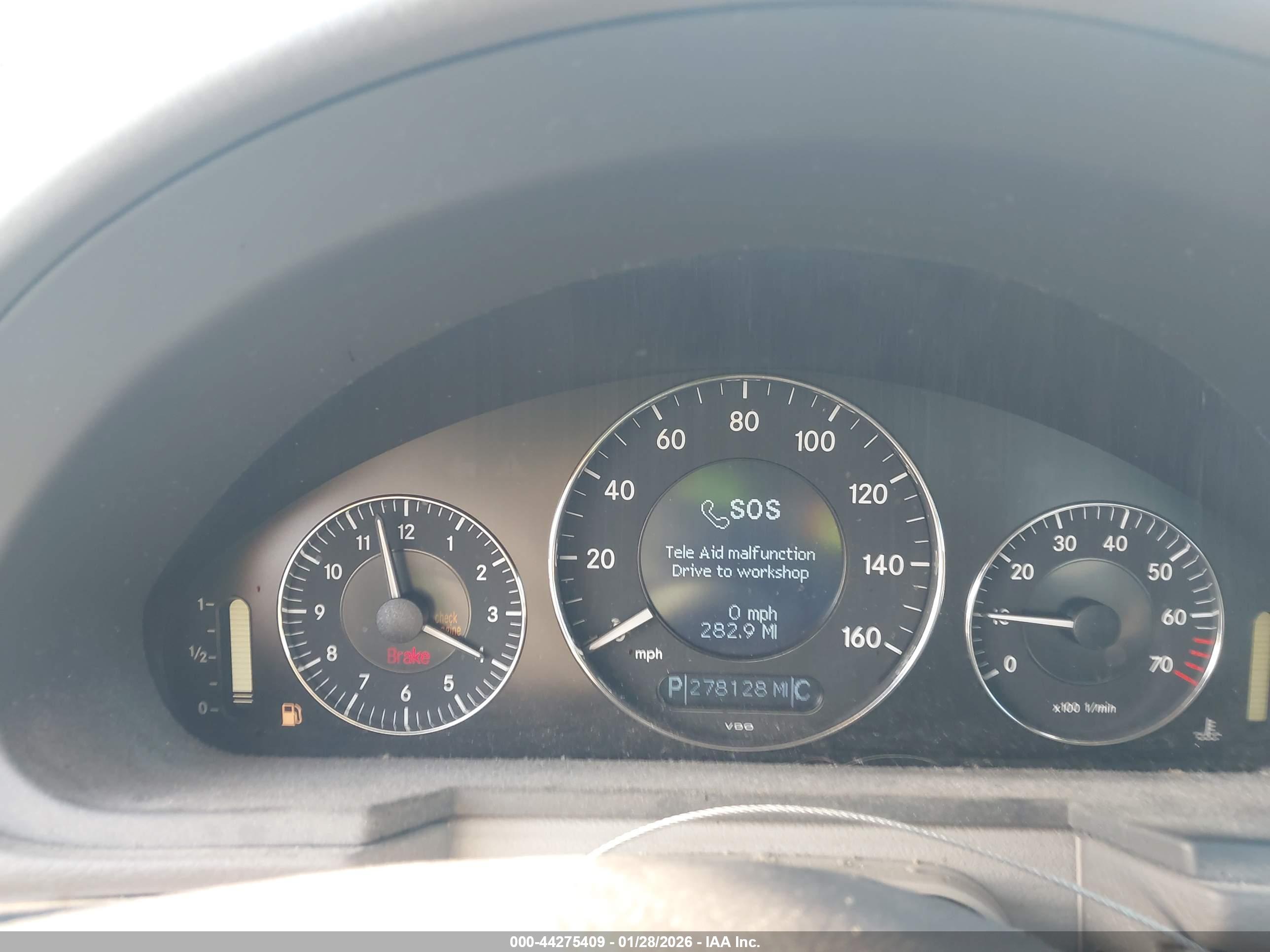 MERCEDES-BENZ E image 7