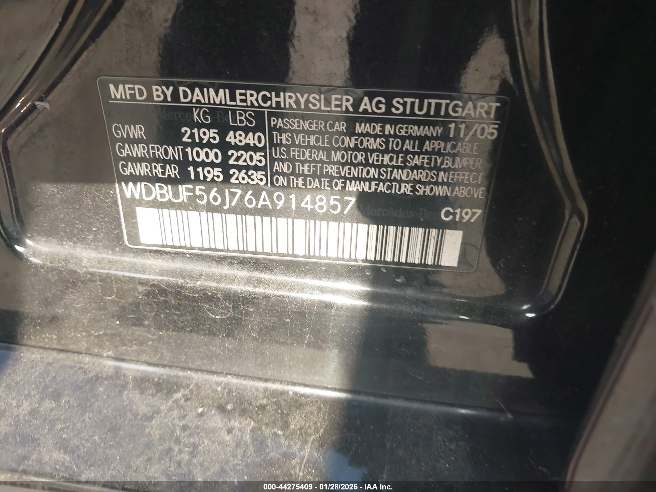 MERCEDES-BENZ E image 9