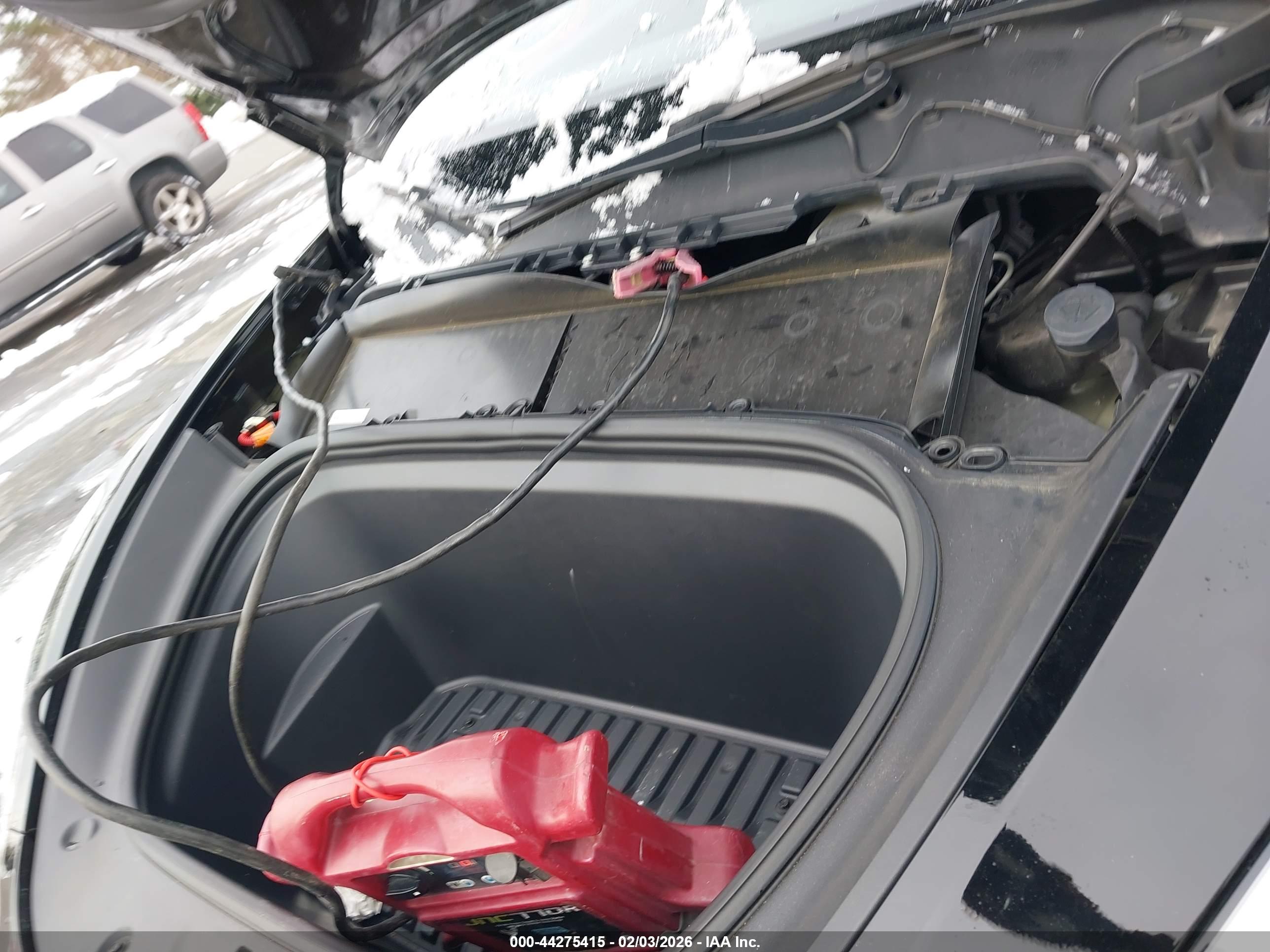 TESLA MODEL image 10