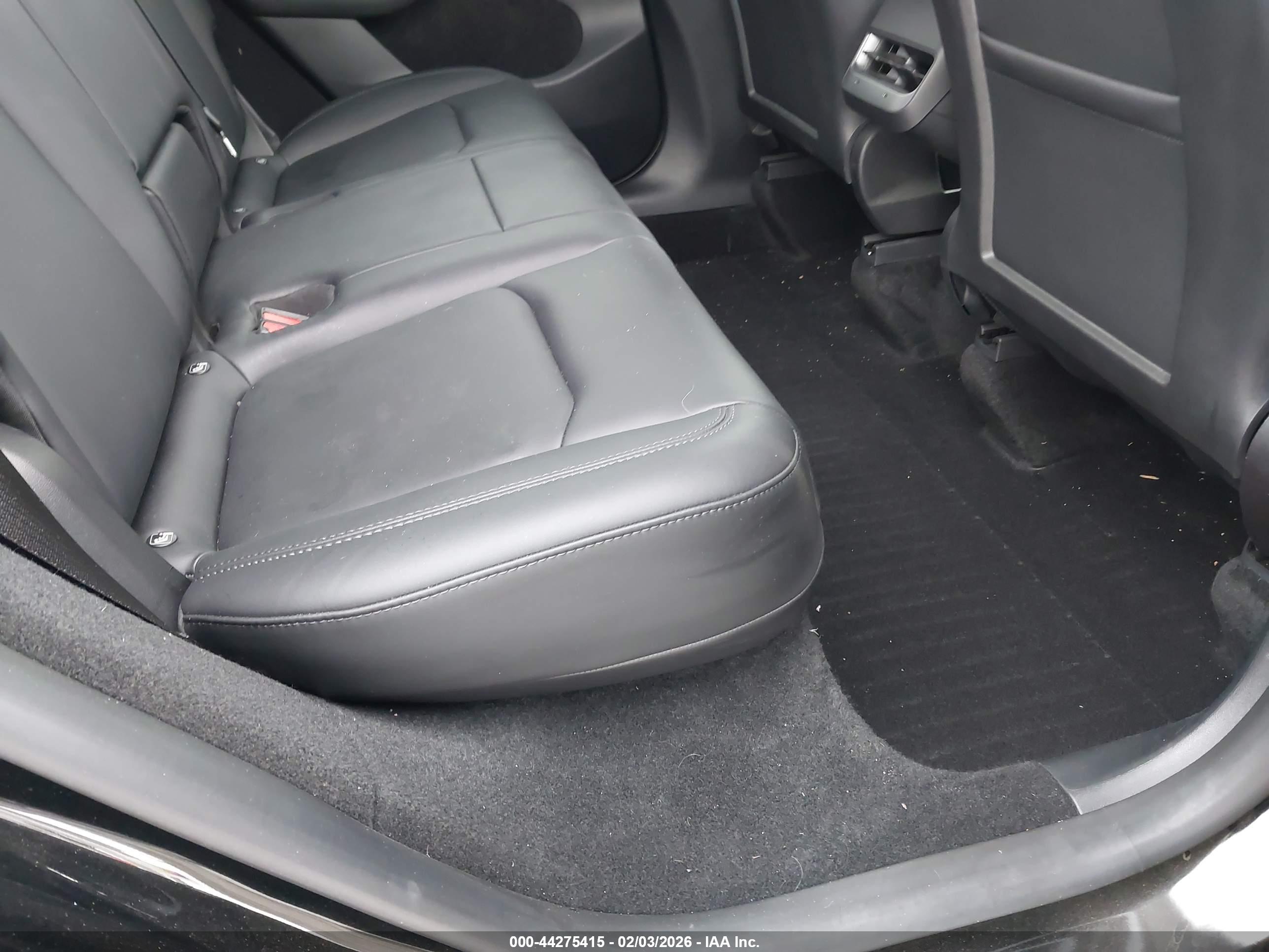 TESLA MODEL image 8