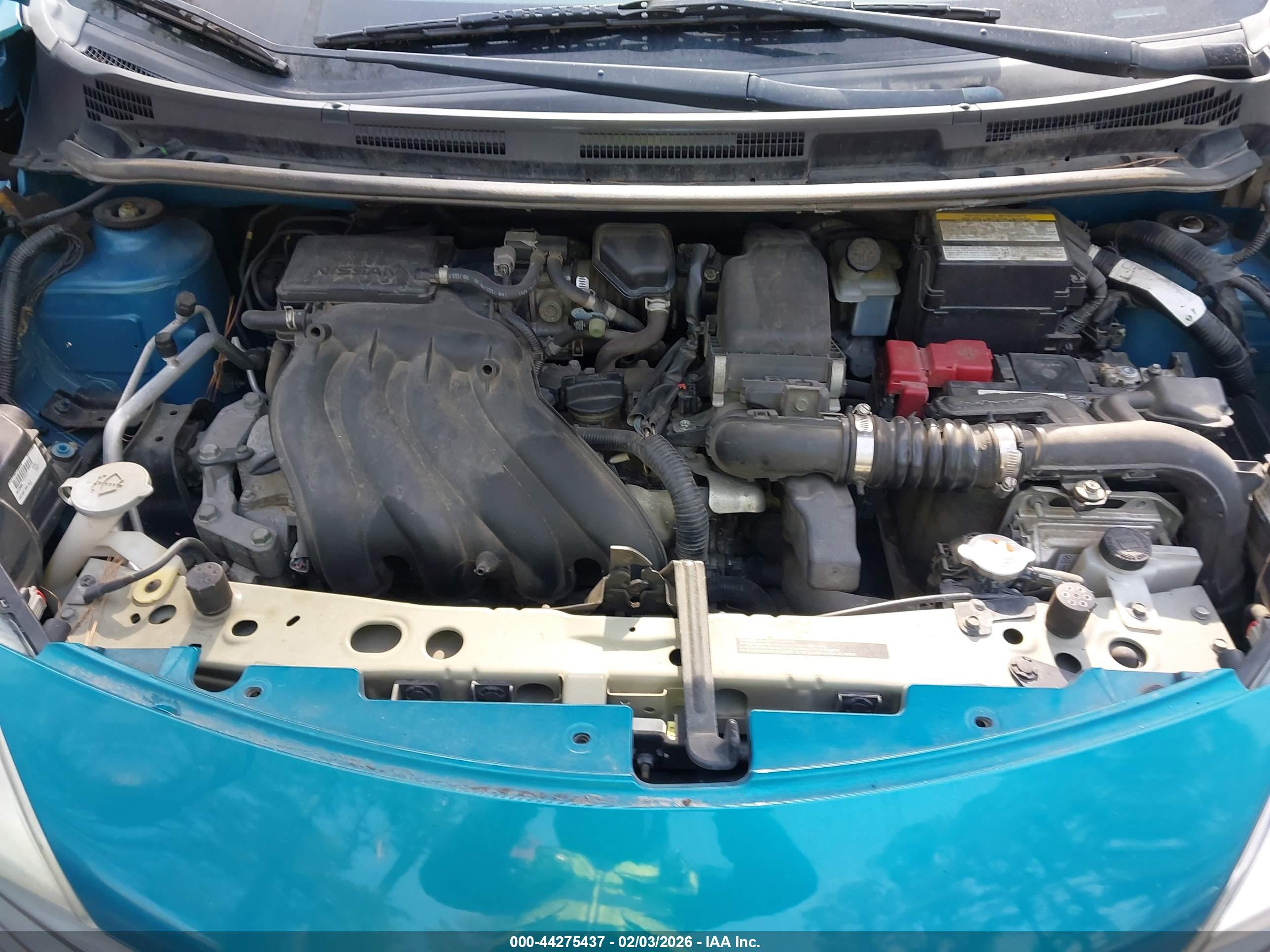 NISSAN VERSA image 10