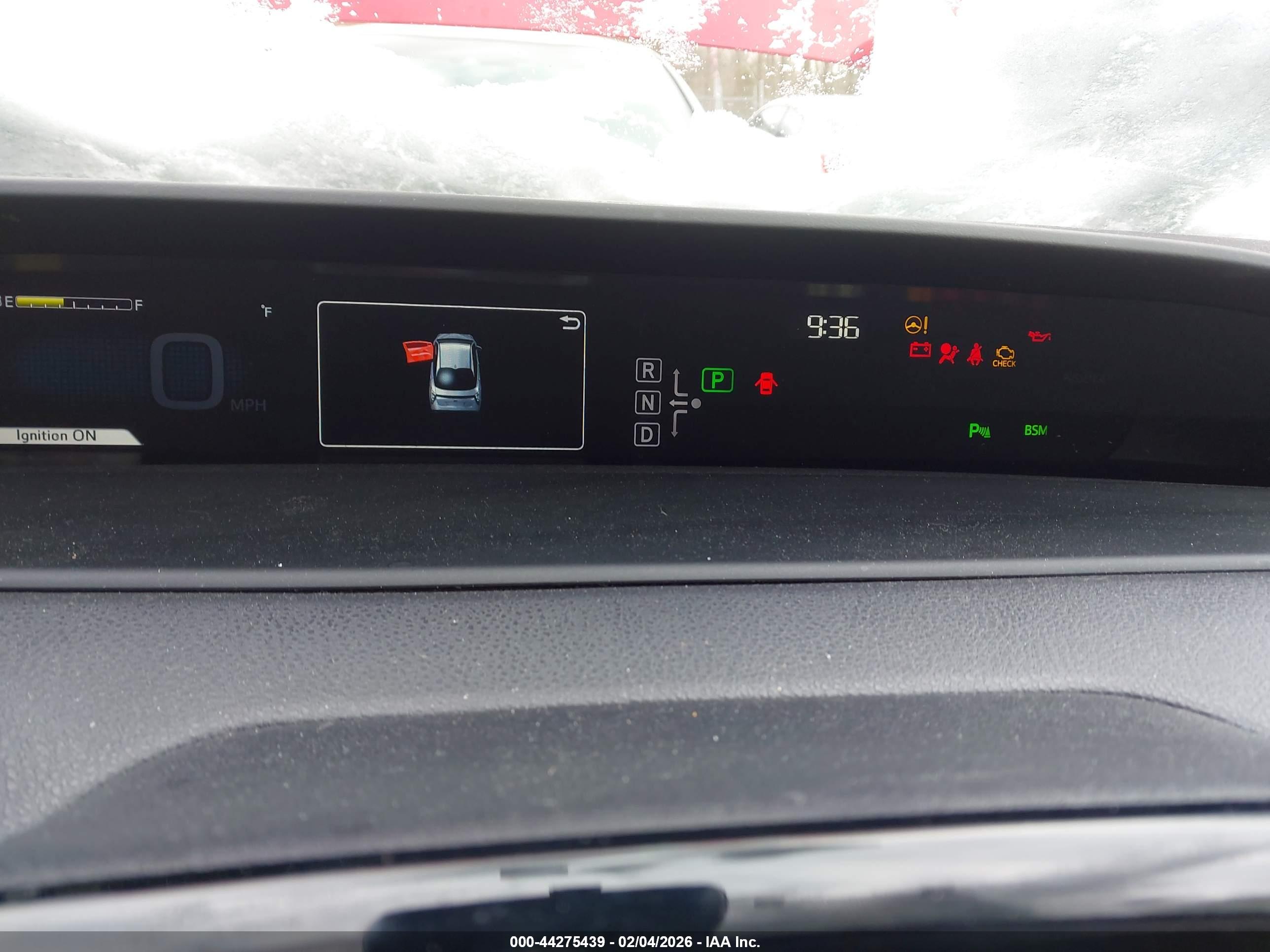 TOYOTA PRIUS image 7