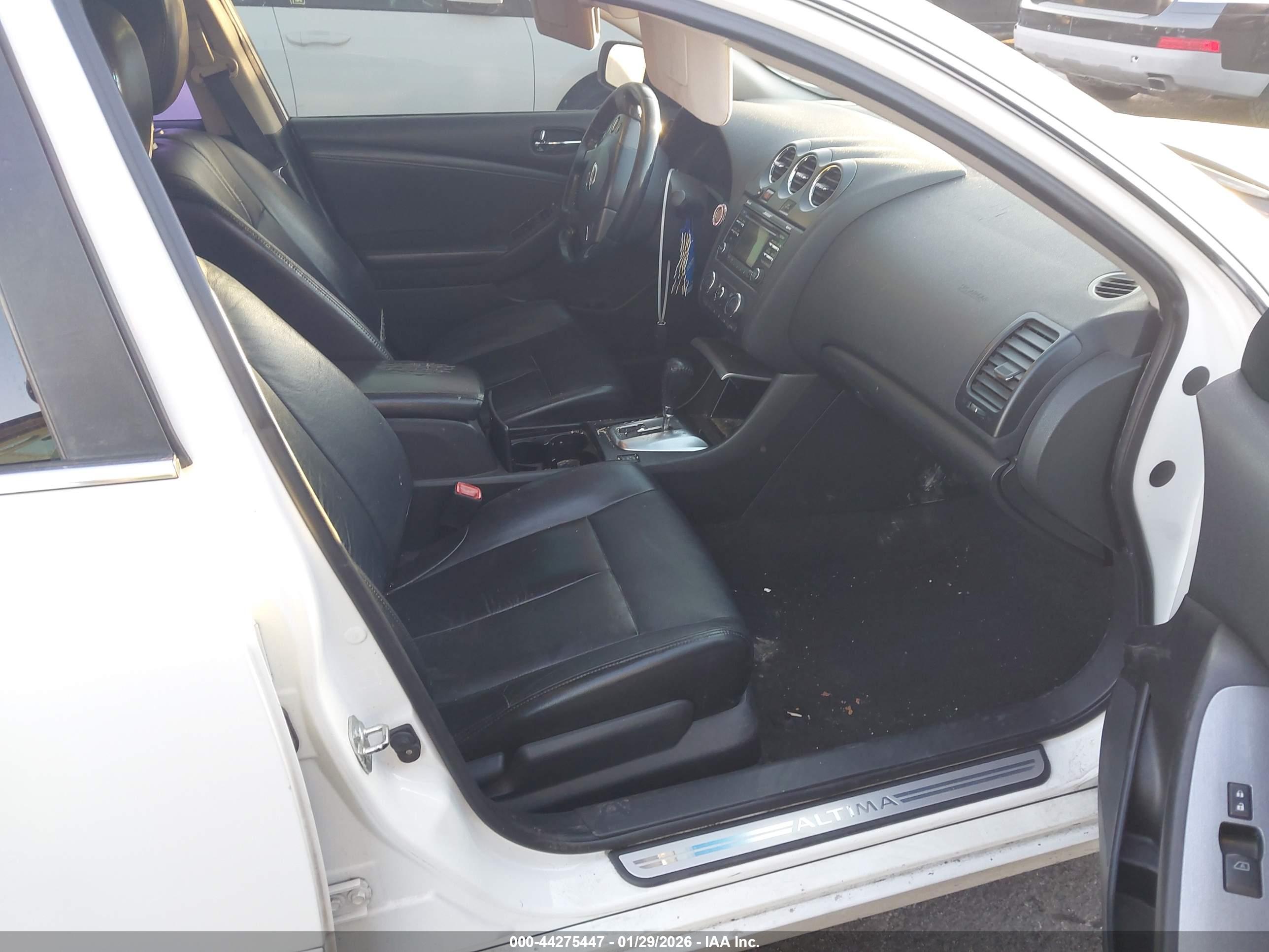 NISSAN ALTIMA image 5