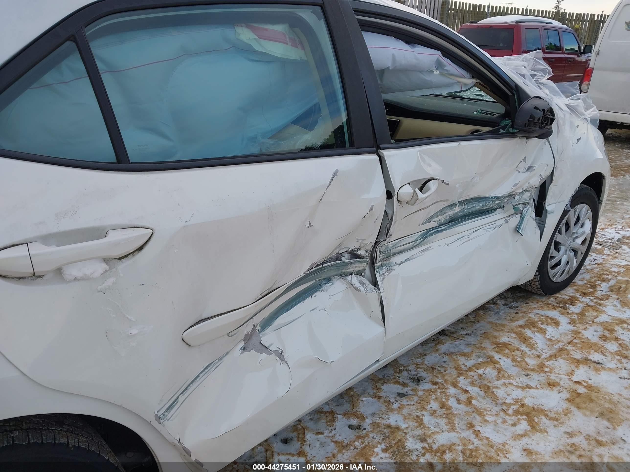 TOYOTA COROLLA image 6
