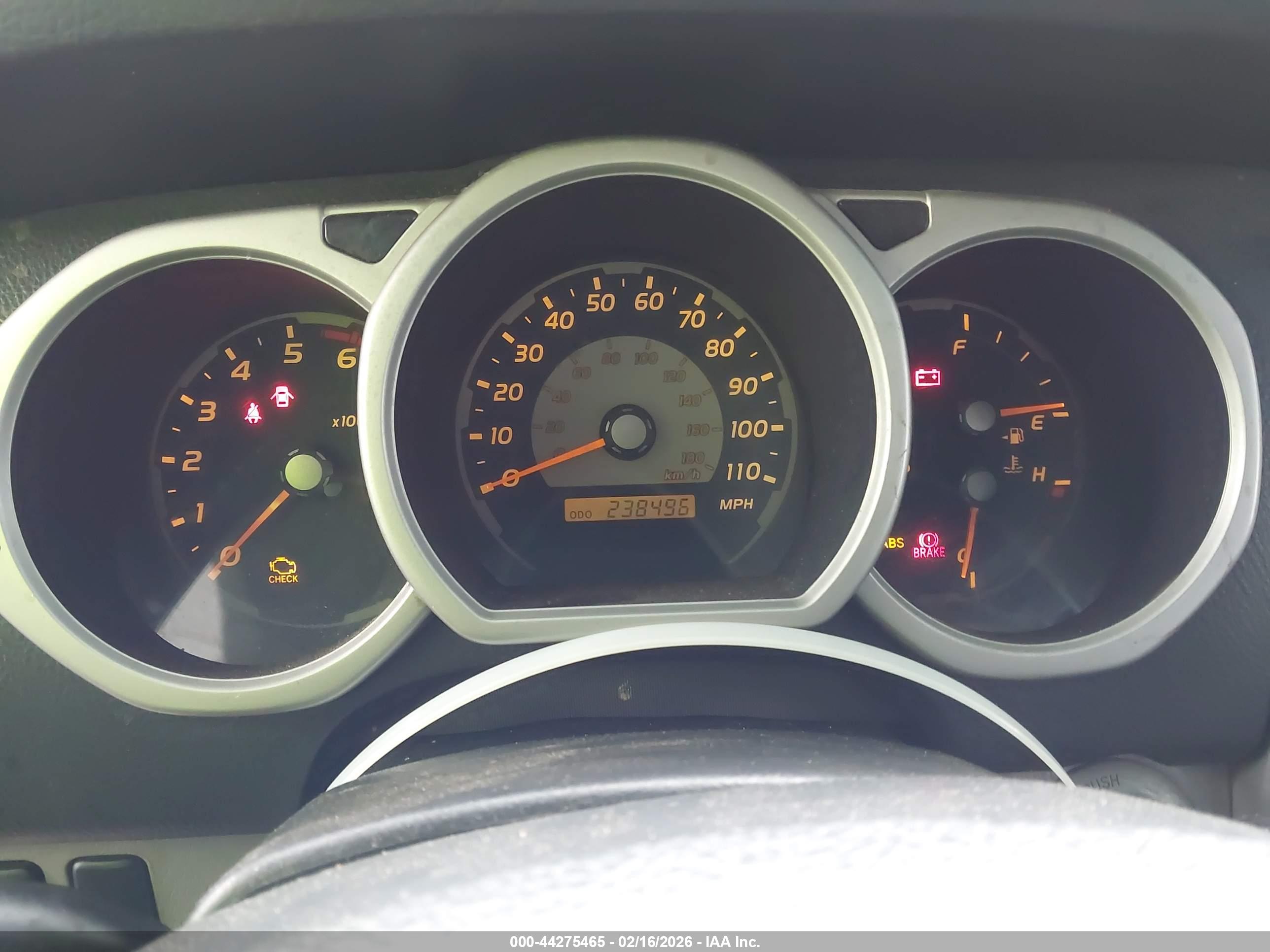 TOYOTA 4RUNNER image 7