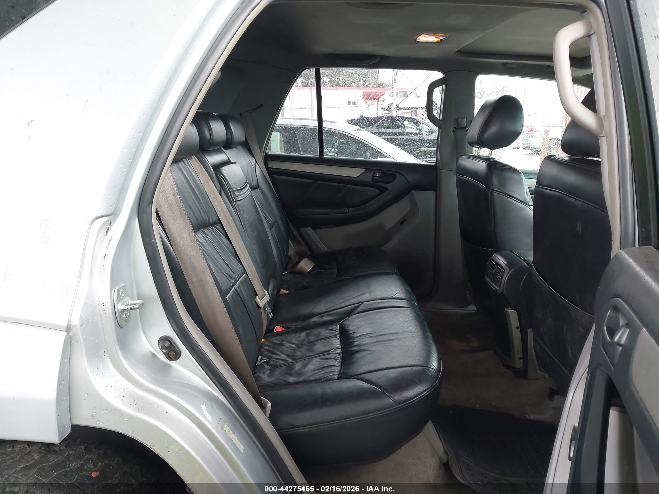 TOYOTA 4RUNNER image 8