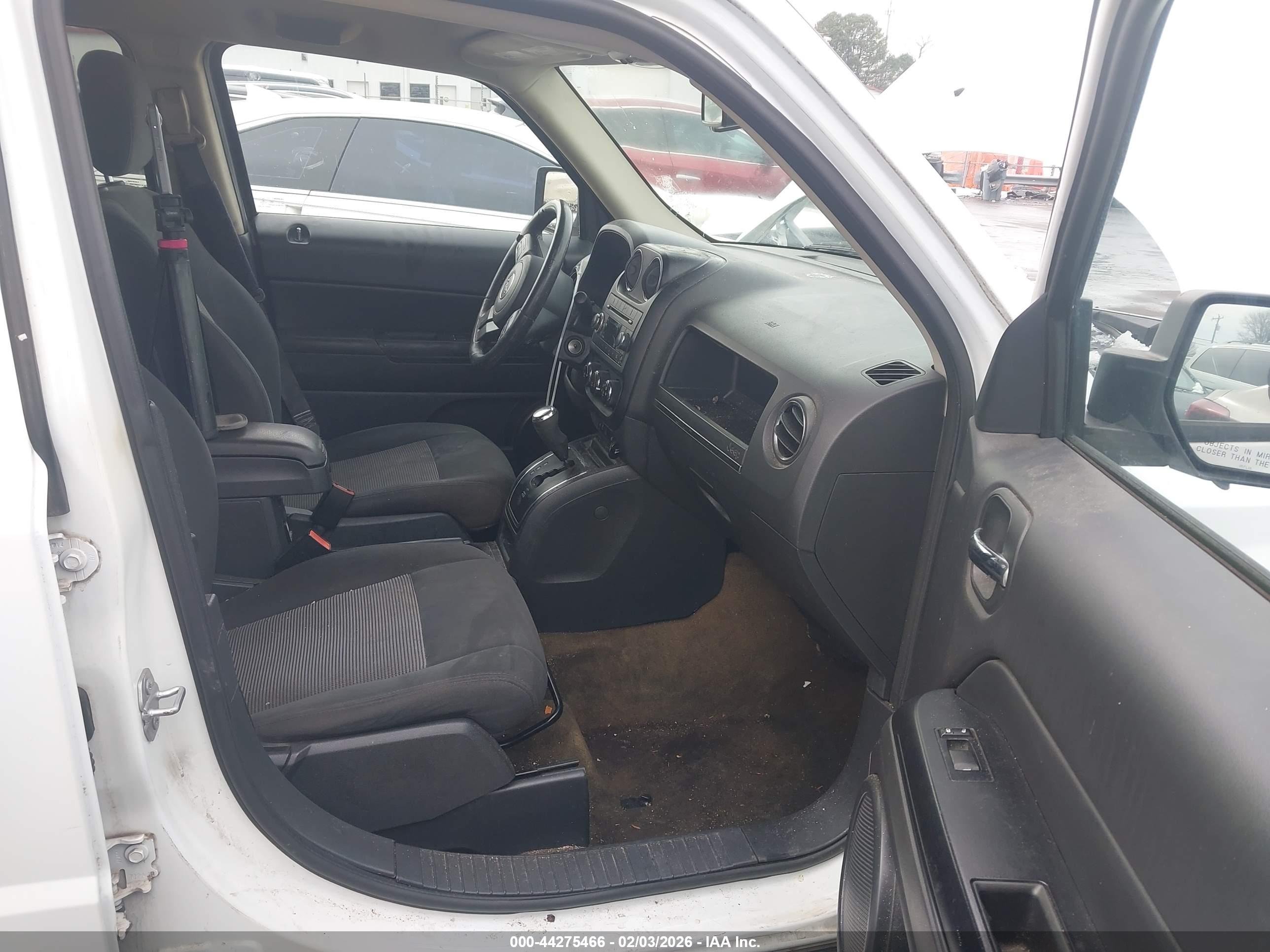 JEEP PATRIOT image 5