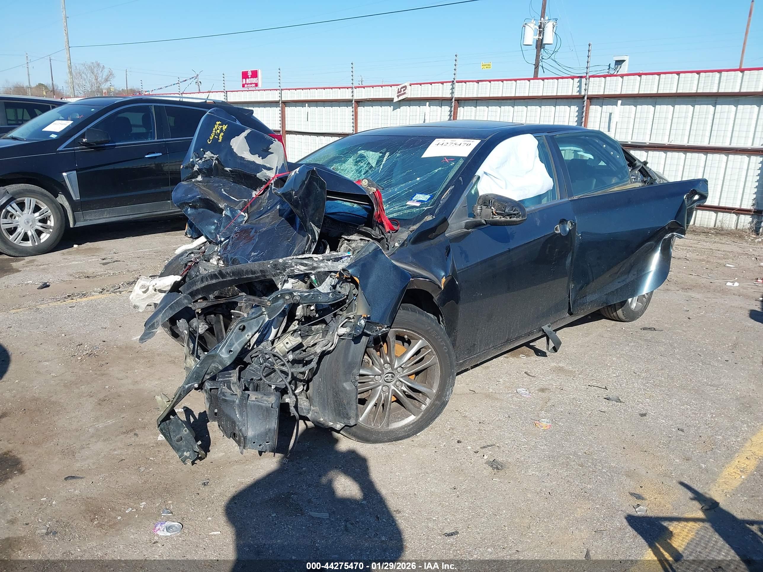 TOYOTA CAMRY image 2