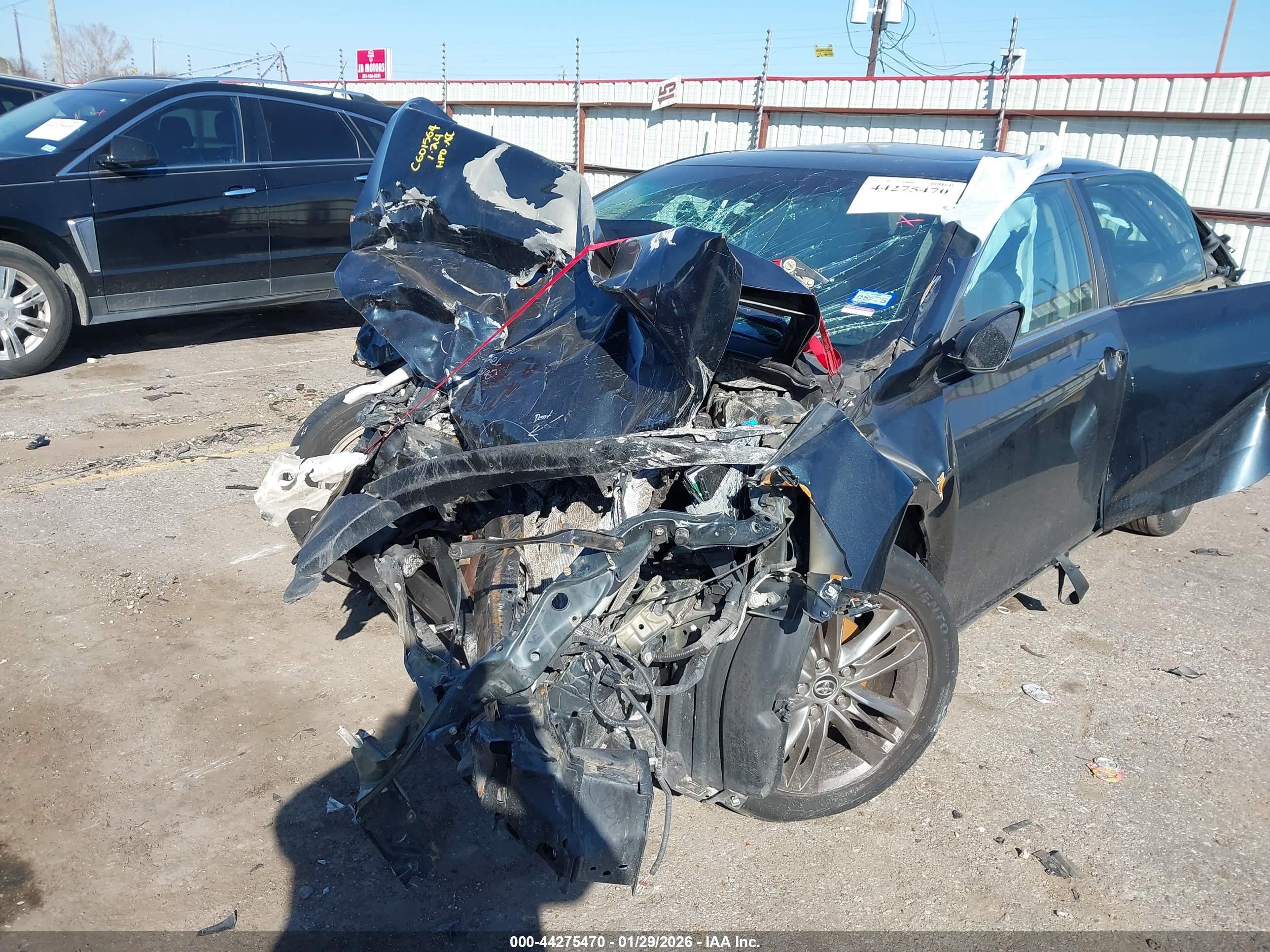 TOYOTA CAMRY image 6