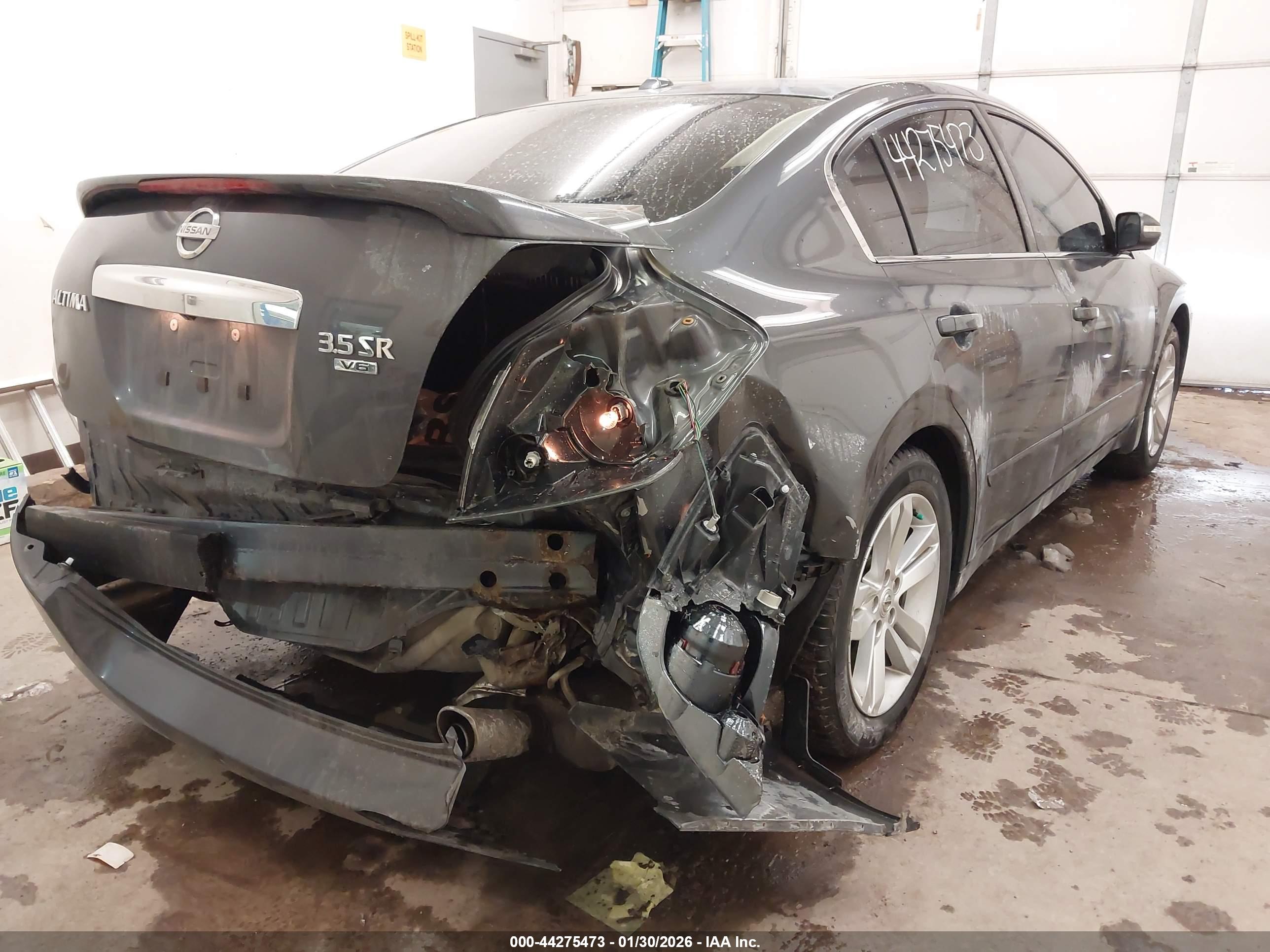 NISSAN ALTIMA image 6