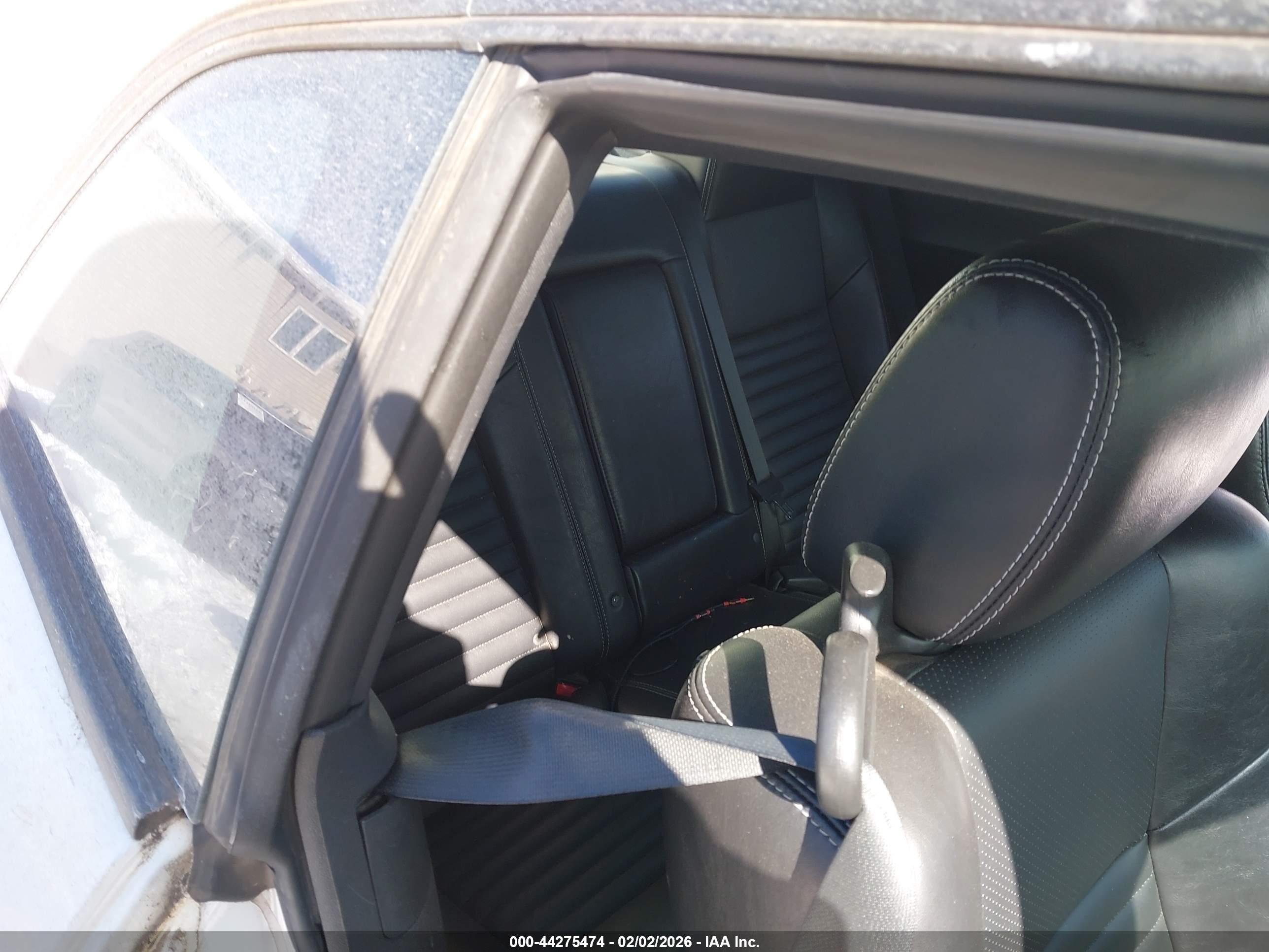 DODGE CHALLENGER image 8