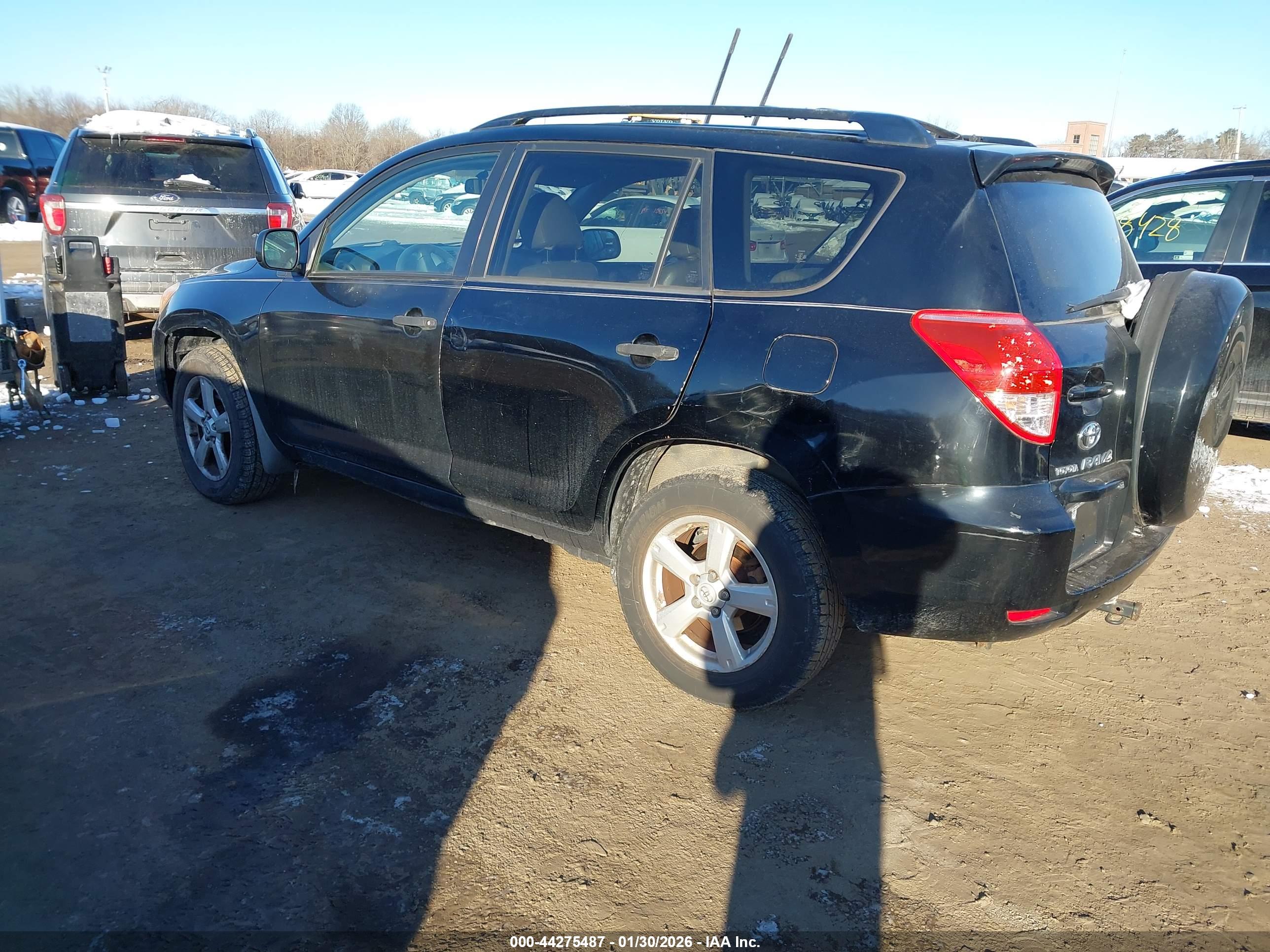 TOYOTA RAV4 image 3