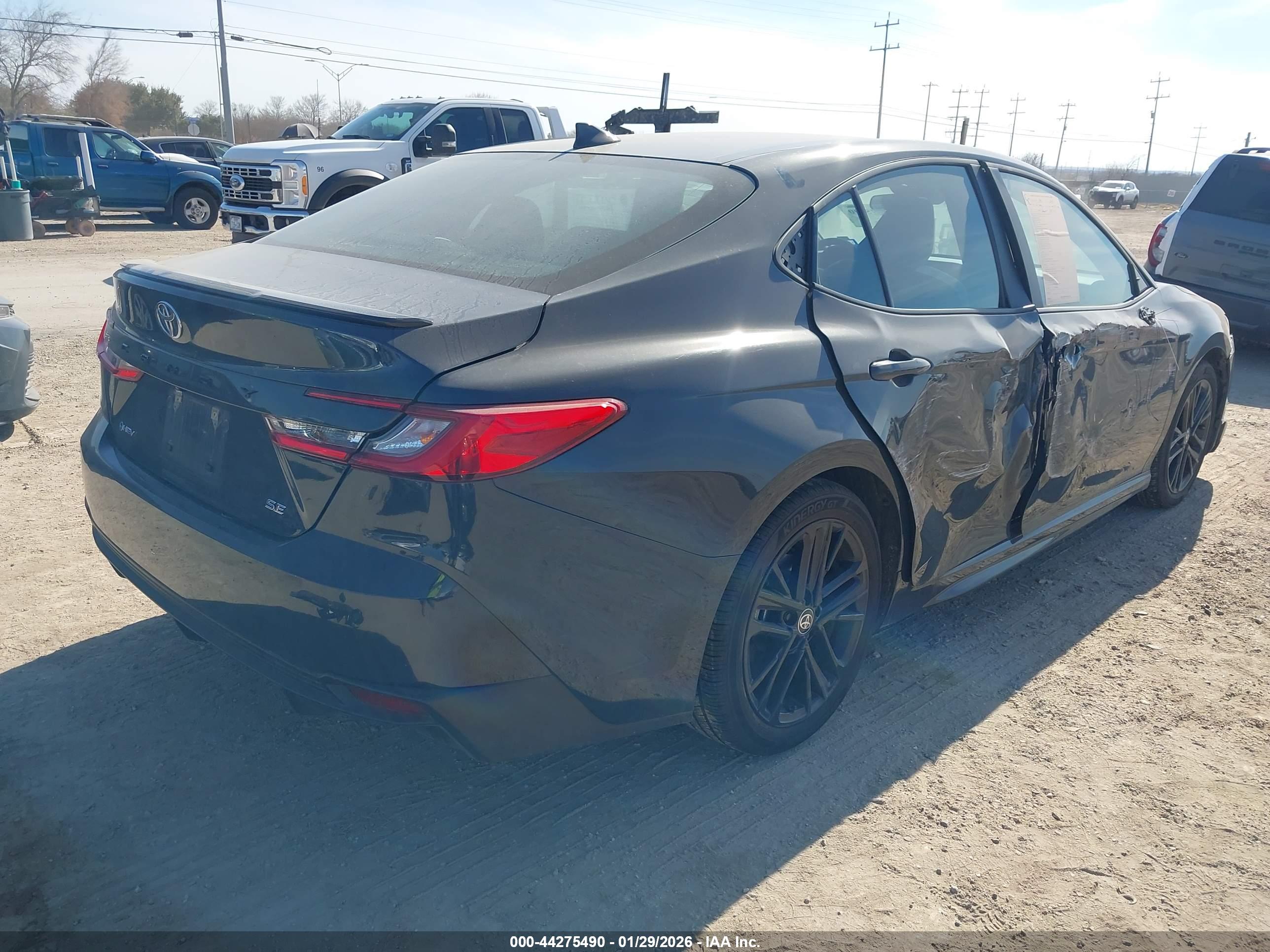 TOYOTA CAMRY image 4