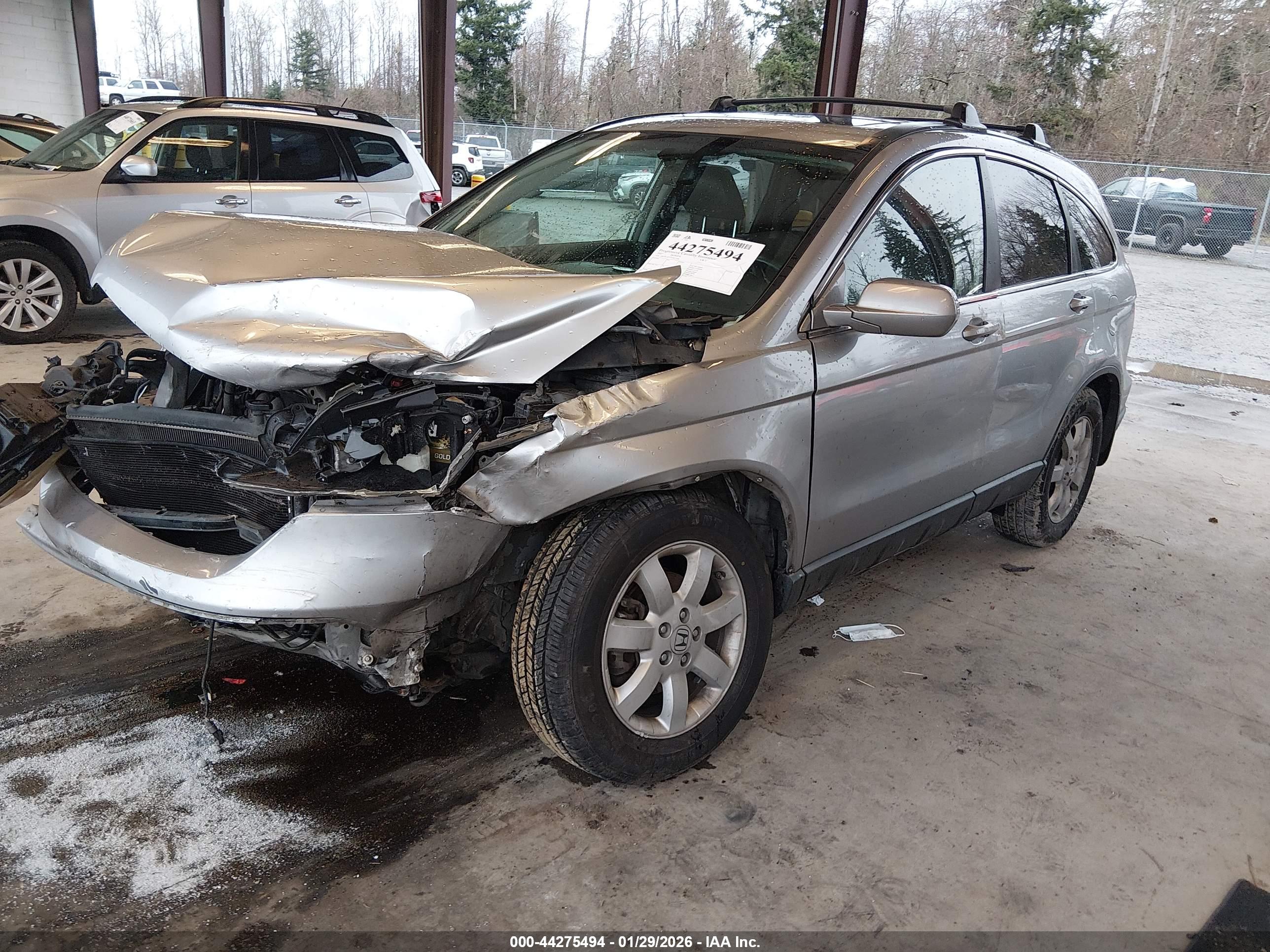 HONDA CR-V image 2