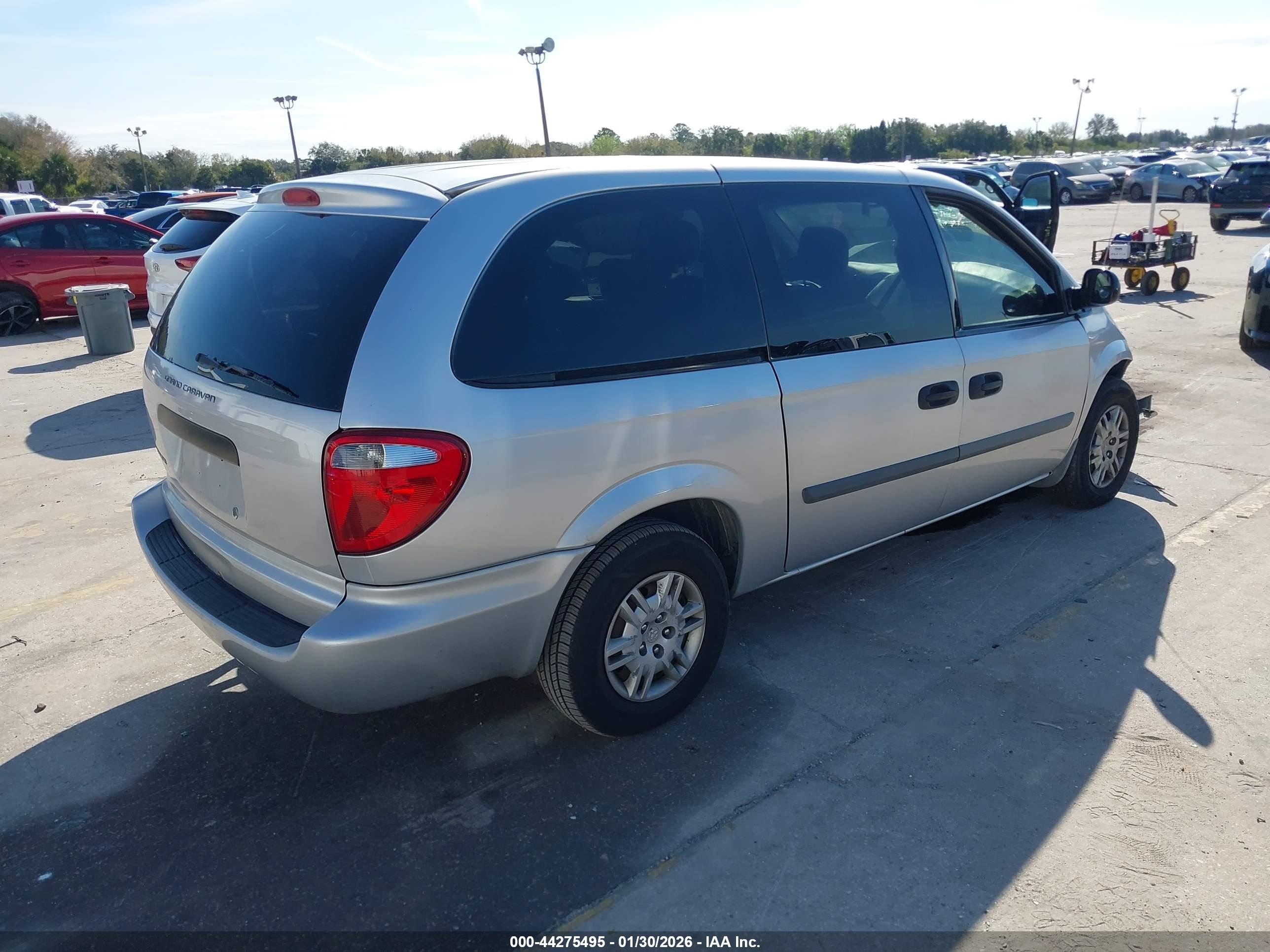 DODGE GRAND image 4