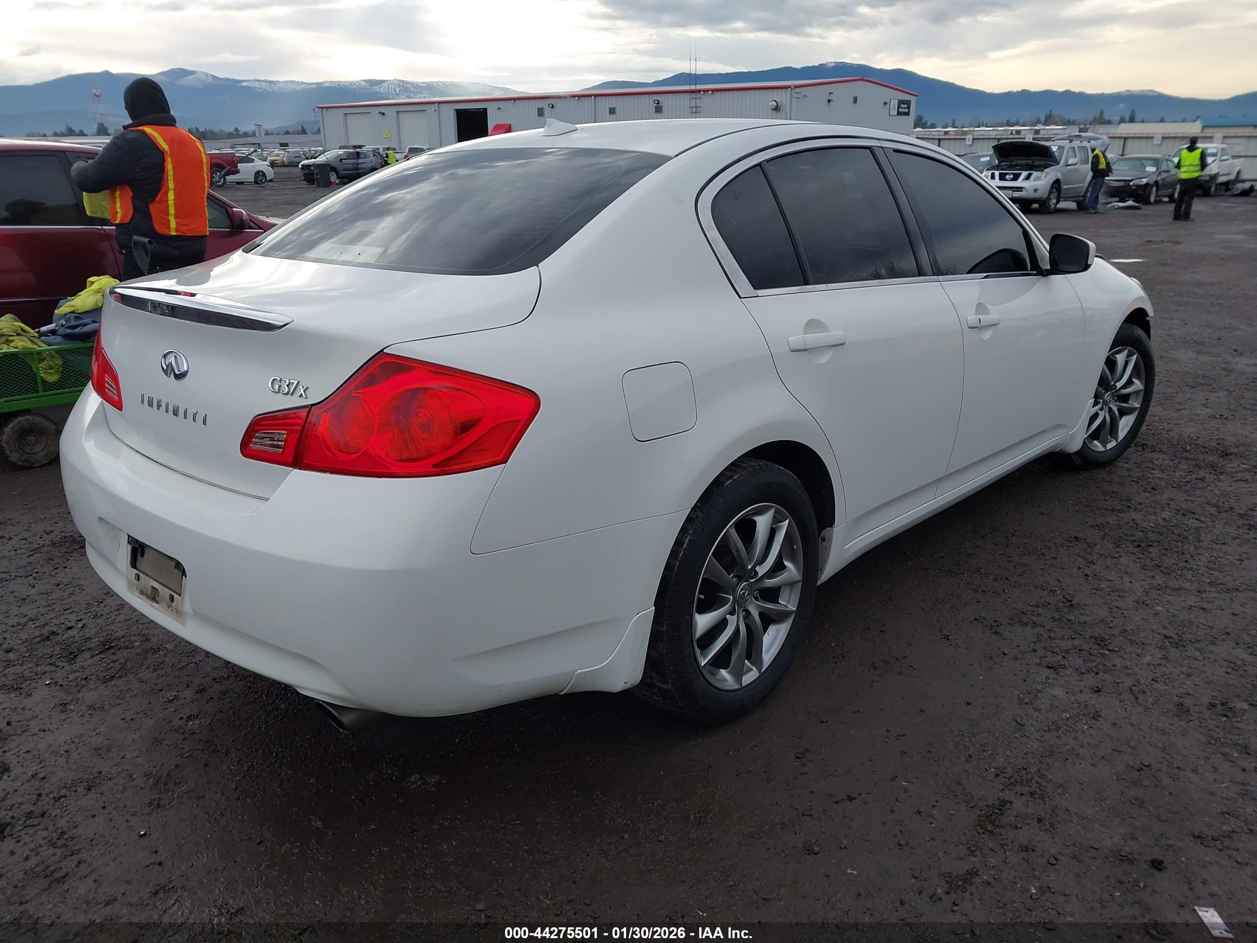 INFINITI G37X image 4