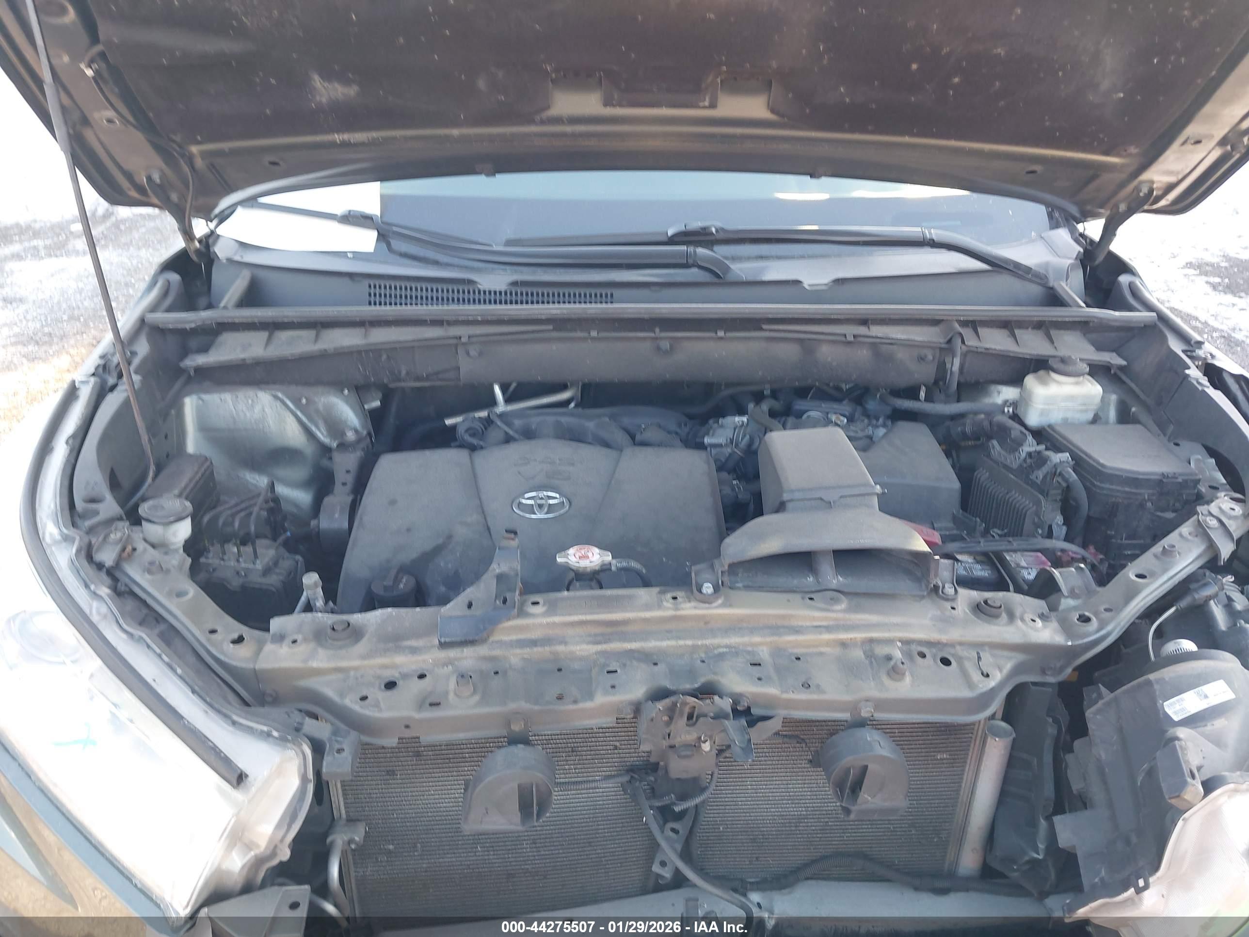 TOYOTA HIGHLANDER image 10