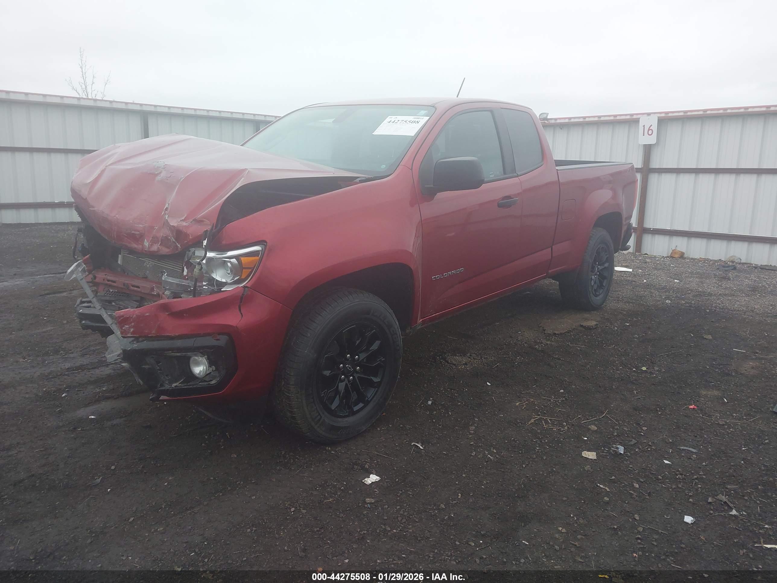 CHEVROLET COLORADO image 2