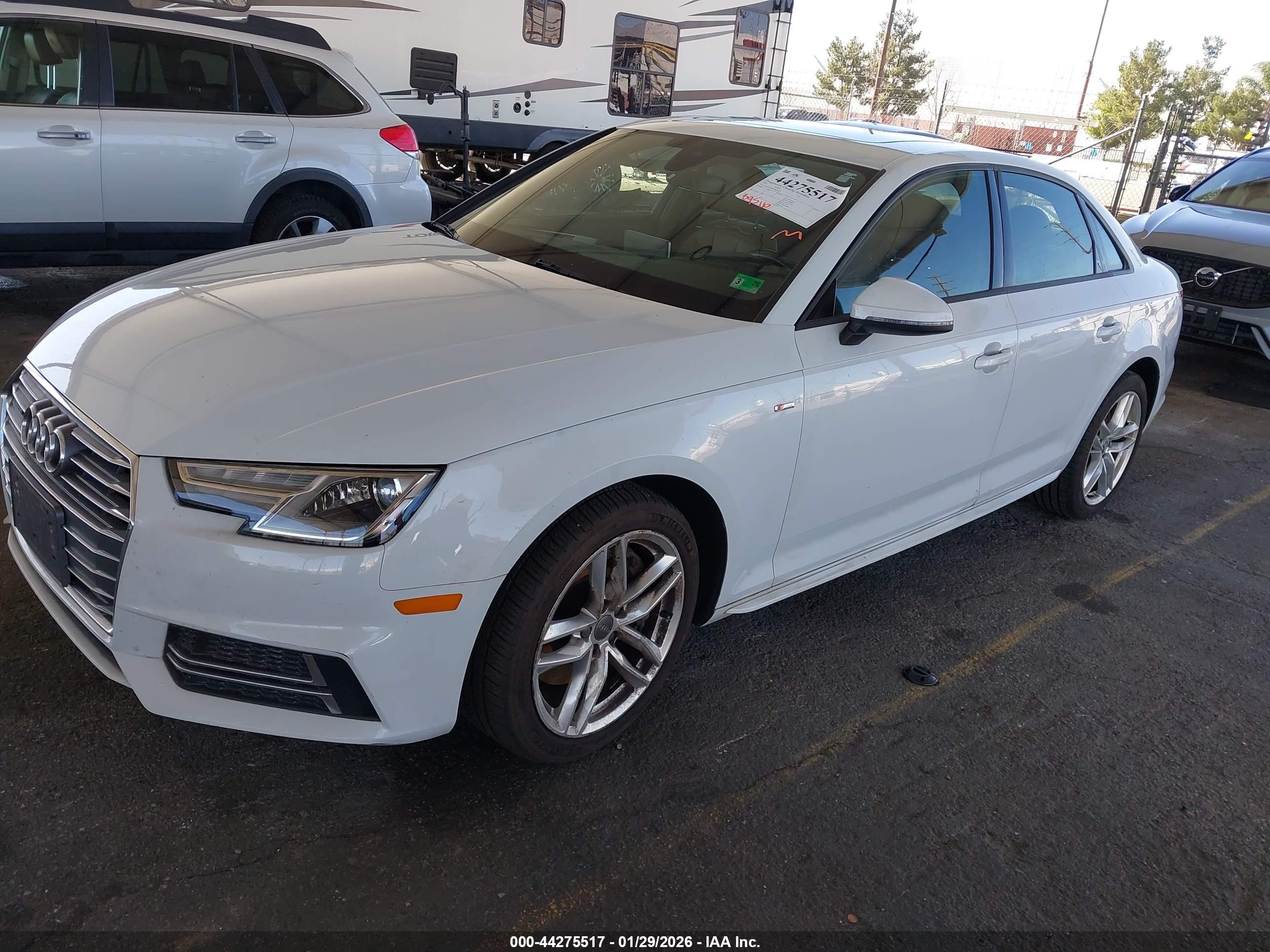 AUDI A4 image 2
