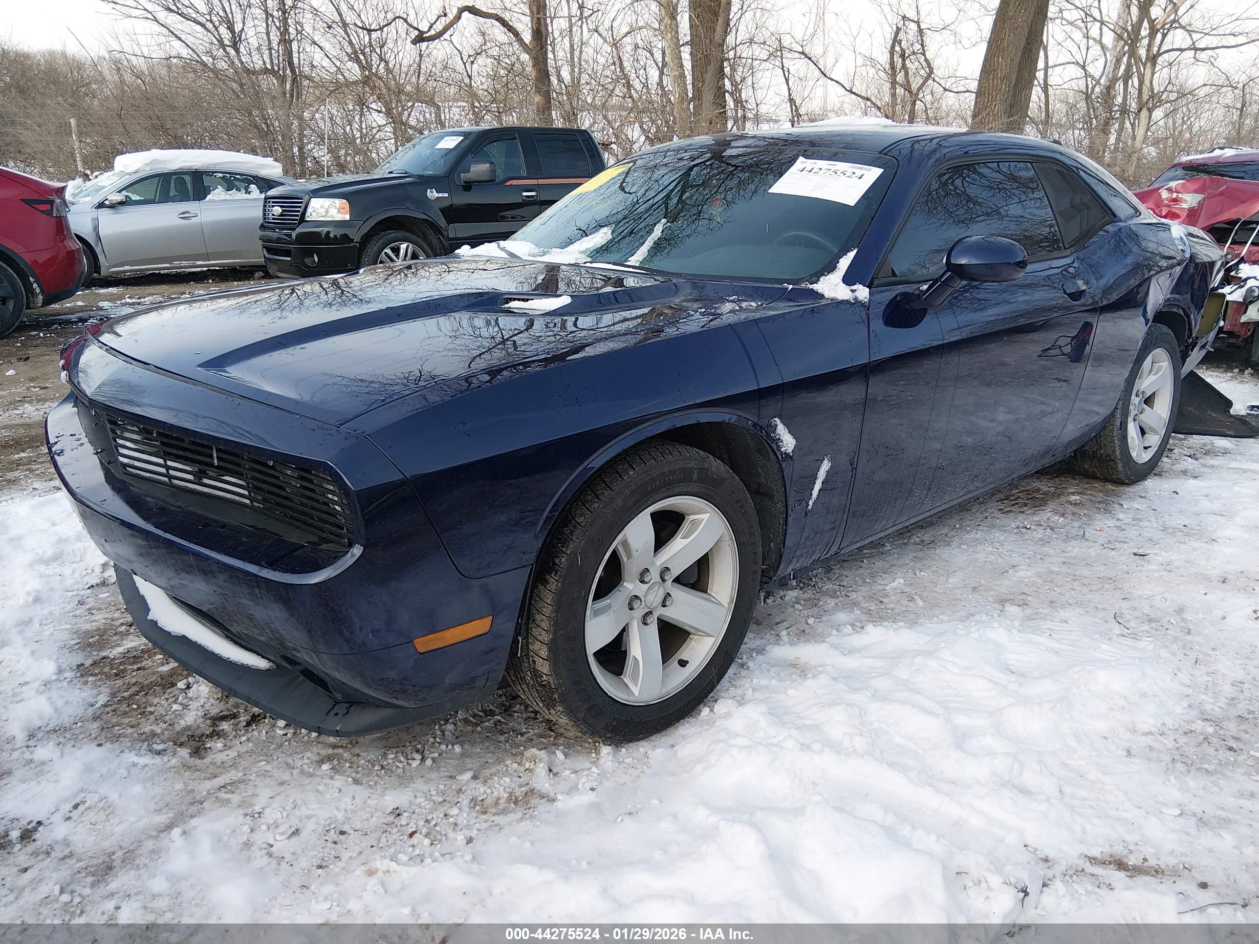 DODGE CHALLENGER image 2