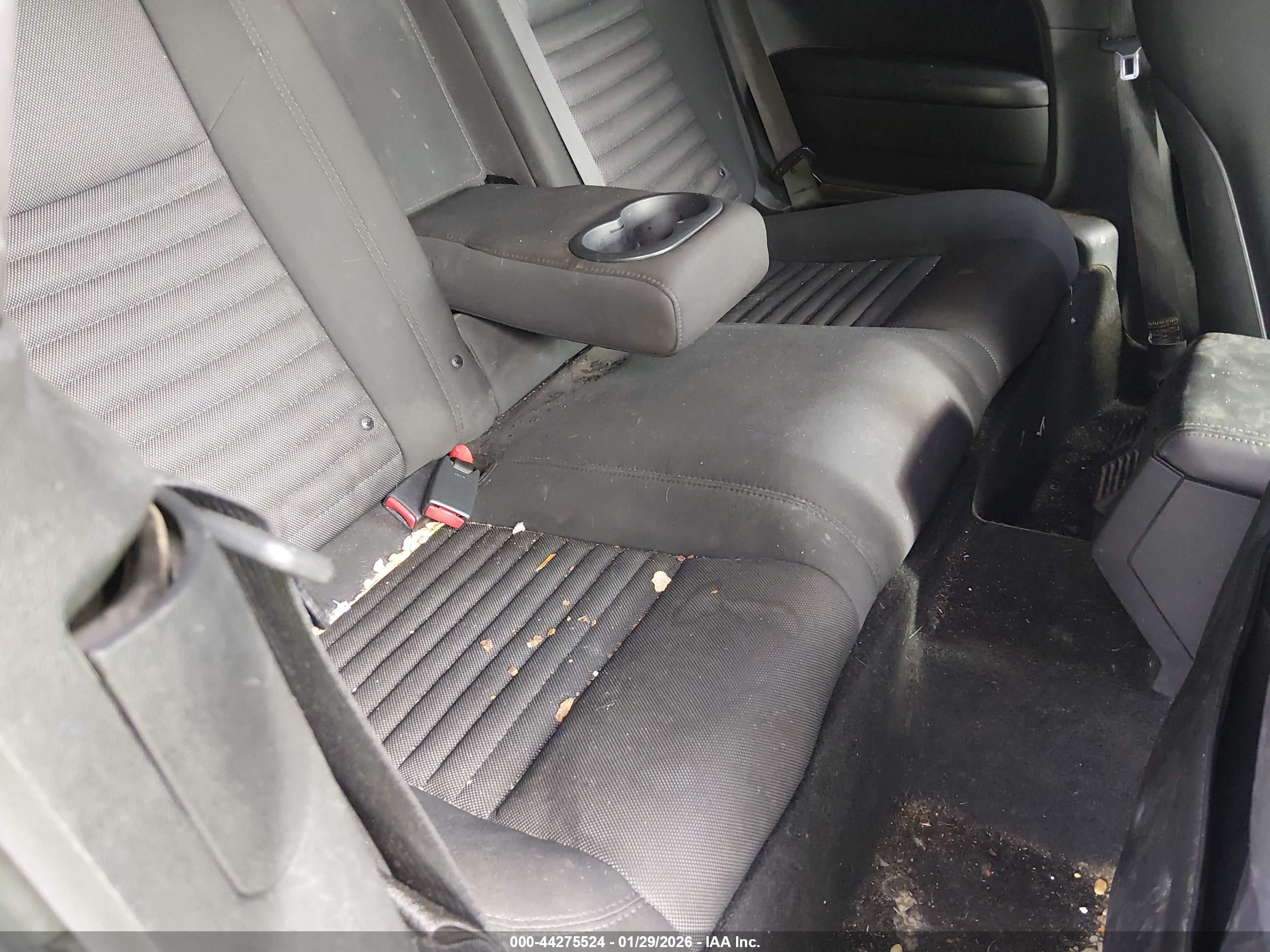 DODGE CHALLENGER image 8